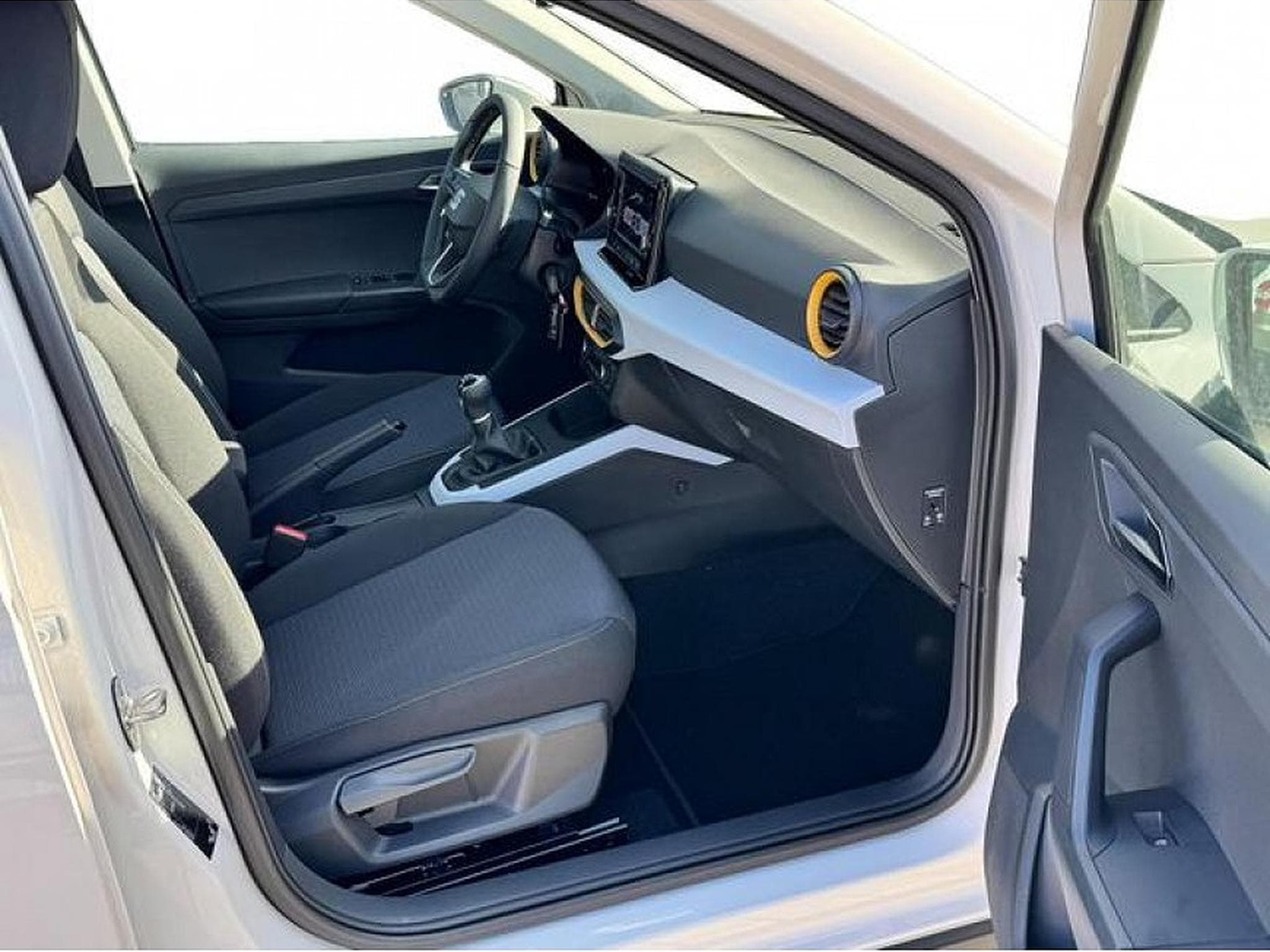 Seat Arona (2025) - Photo 8