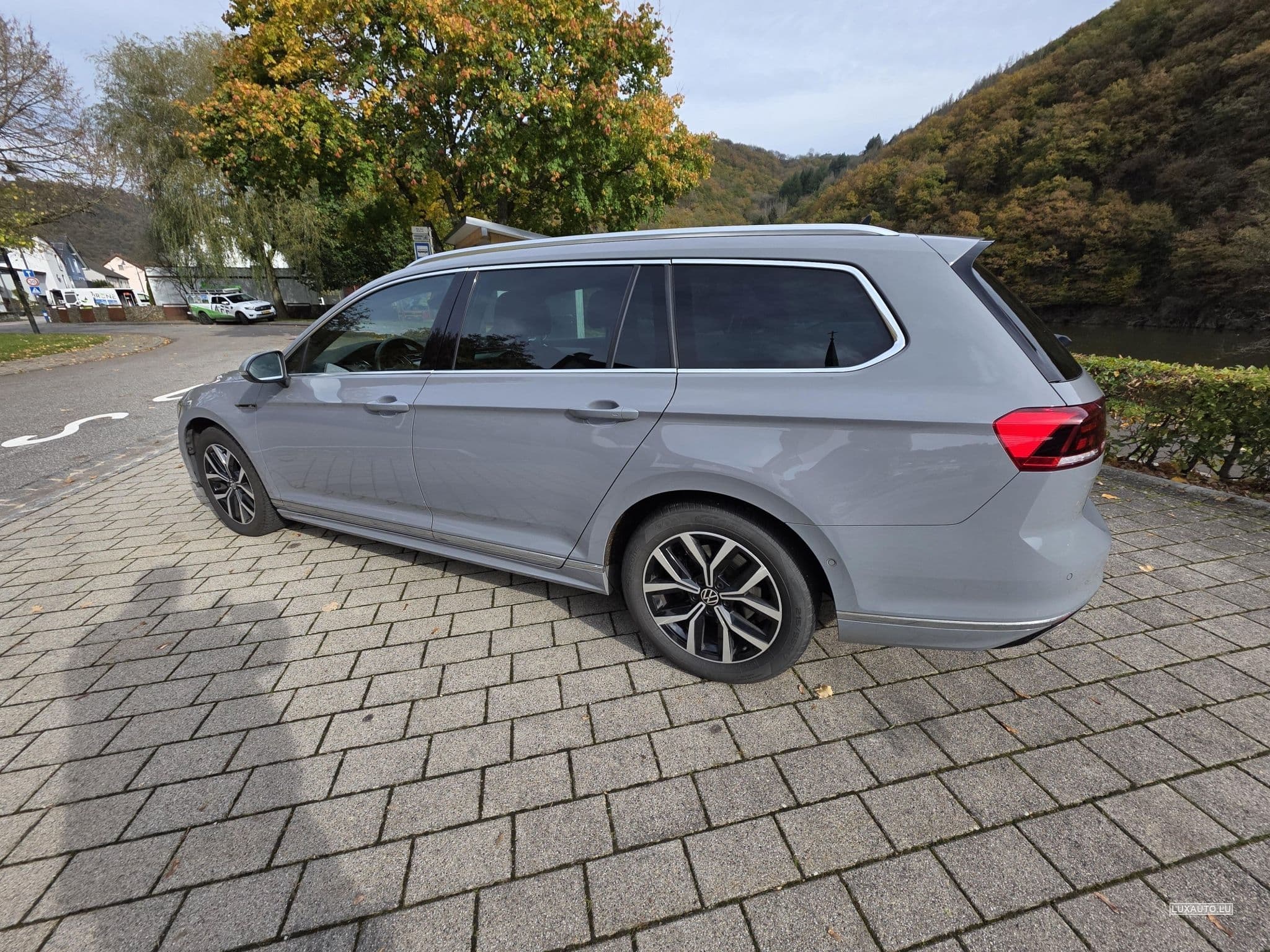 VW Passat R-line (2022) - Photo 3