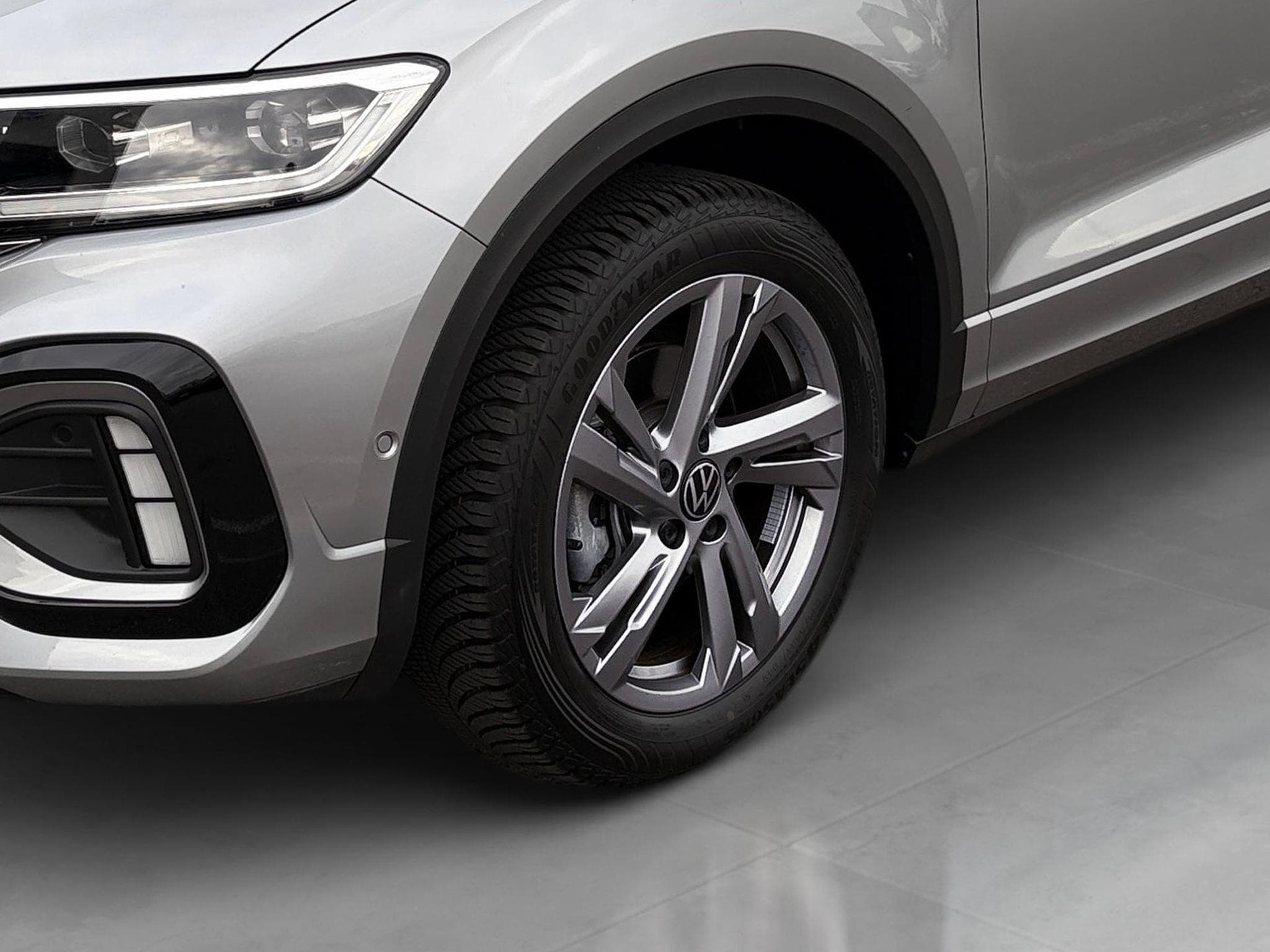 VW T-Roc 1.5L R-line 1.5L (2025) - Foto 20