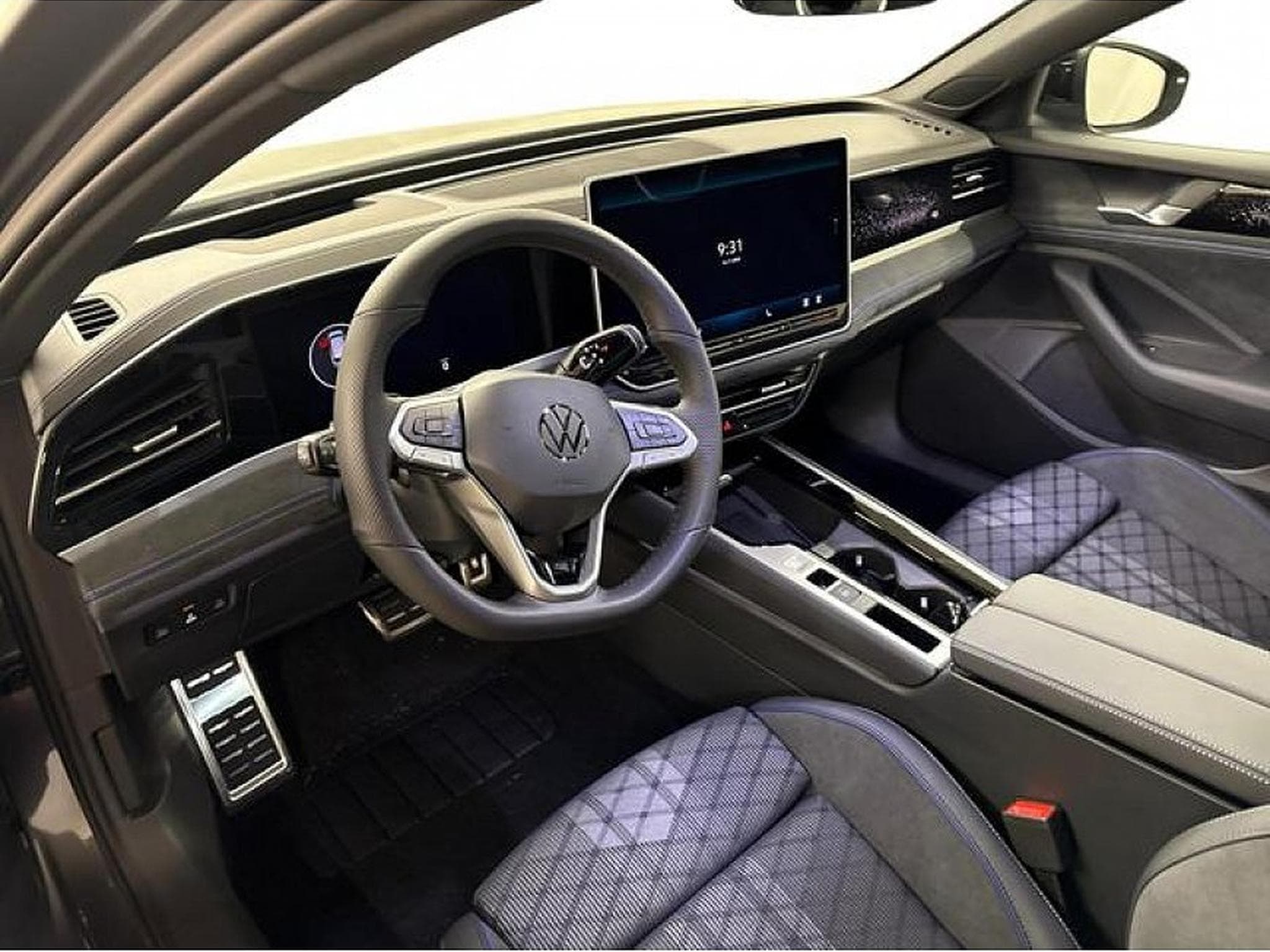 VW Passat (2026) - Photo 12