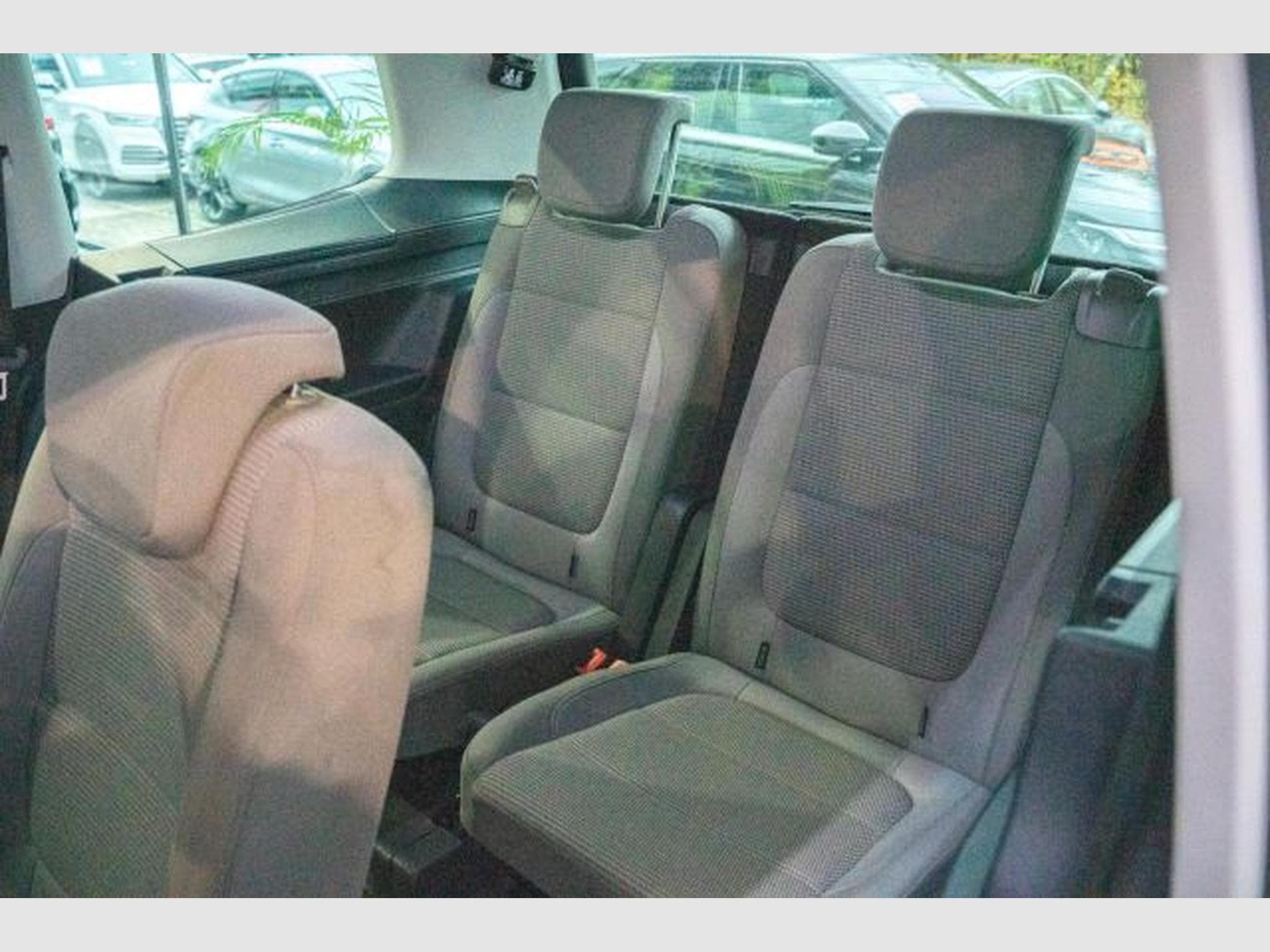 VW Sharan Sharan 2.0 TDI NAVI Bi-Xenon 7-SITZER PDC Klima (2019) - Photo 15
