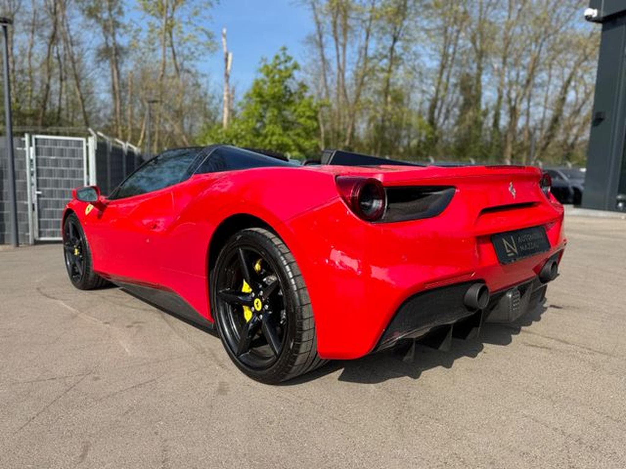 Ferrari 488 488 SPIDER*RACING SEATS*CARBON*JBL*KAMERA*LIFT* (2017) - Photo 11