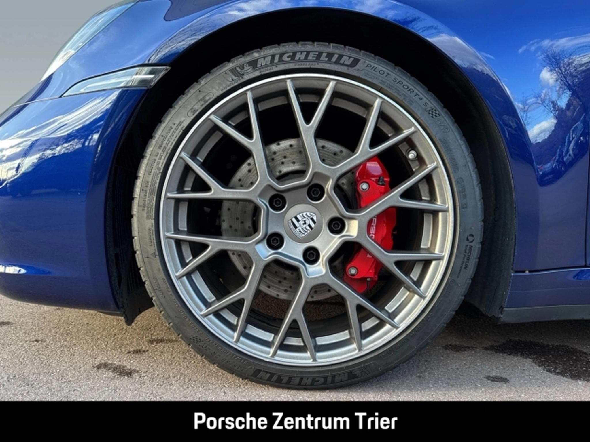 Porsche 911 Carrera 4S Cabrio HA-Lenkung InnoDrive (2023) - Photo 8