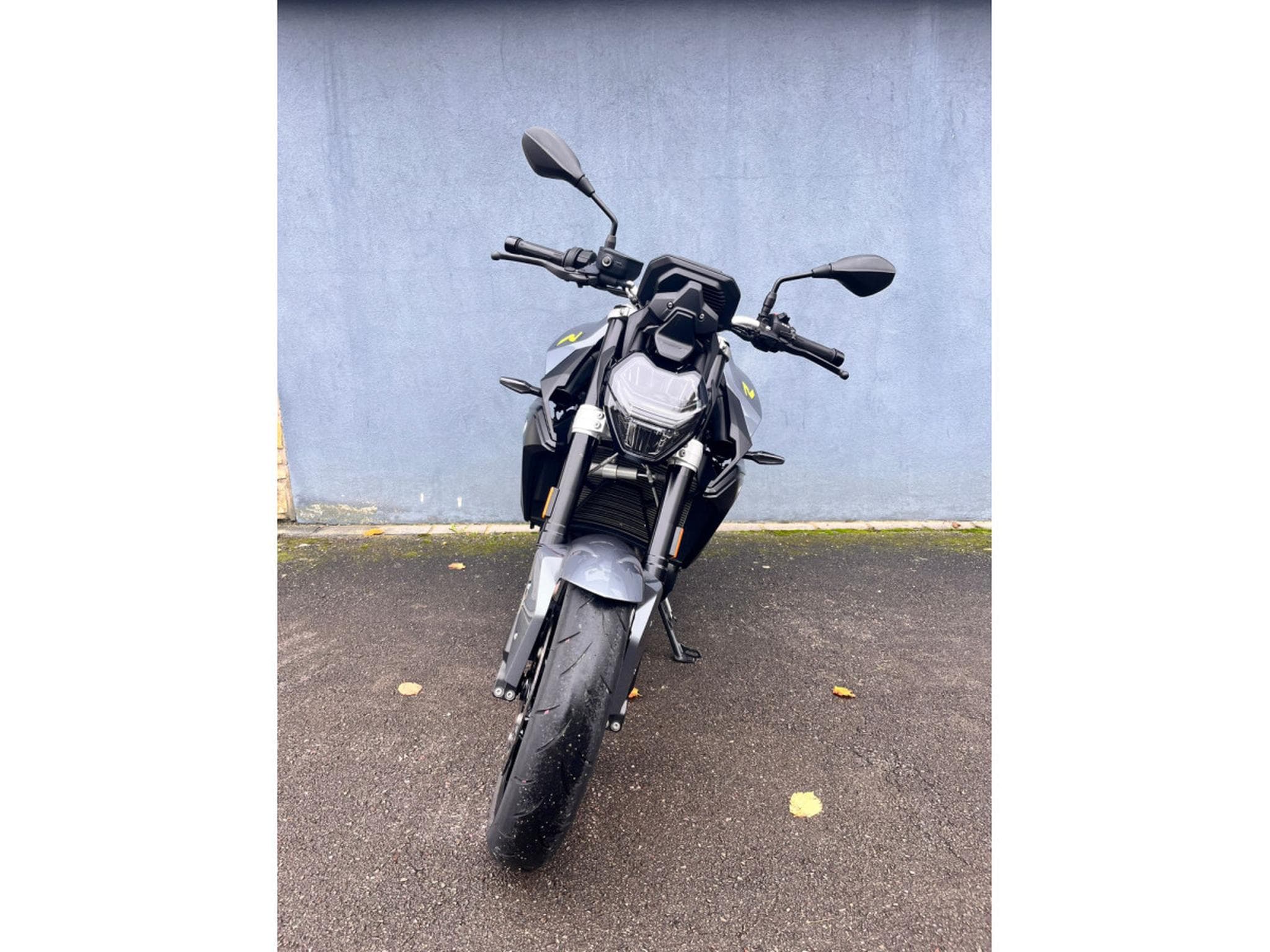 BMW F 900 R (2024) - Foto 3