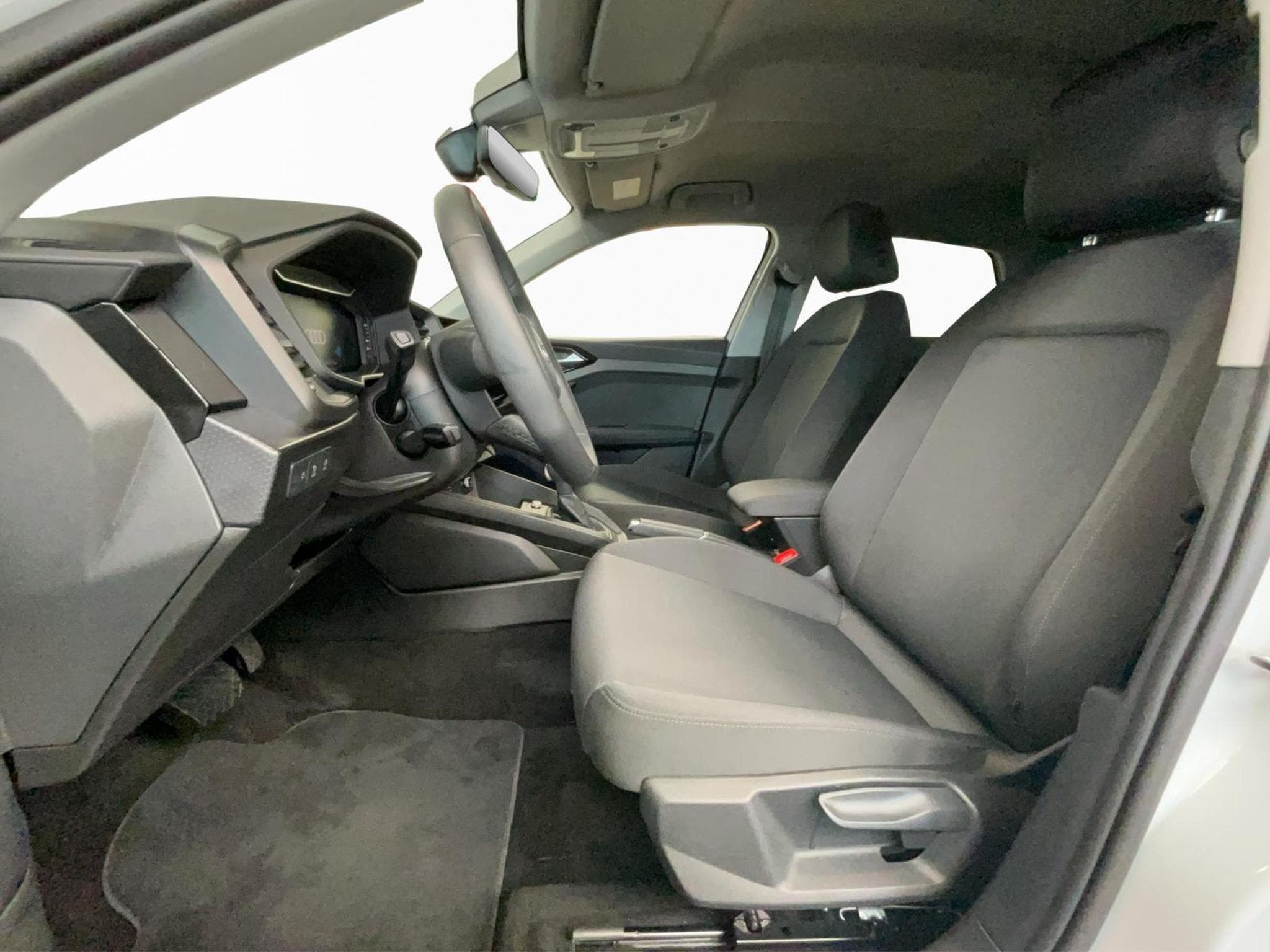 Audi A1 SB+S-Line+S-Tronic+30TFSI+LED (2024) - Photo 9