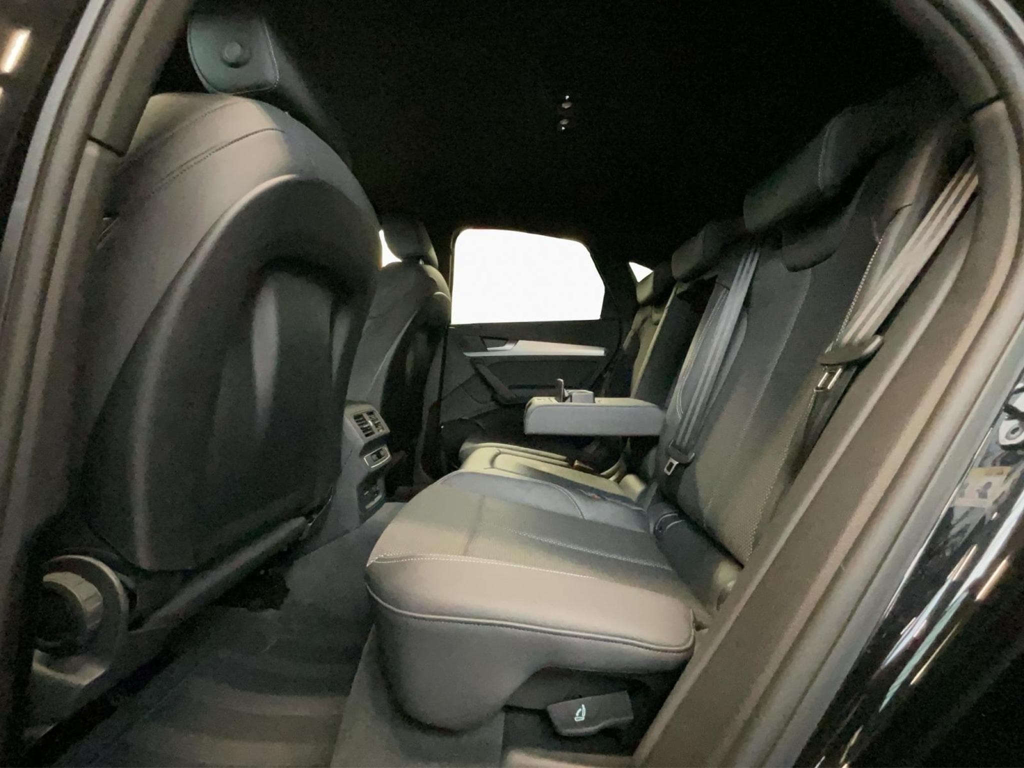 Audi Q5 SB+S-line+Quattro+S-tronic+55TFSIe (2024) - Photo 17