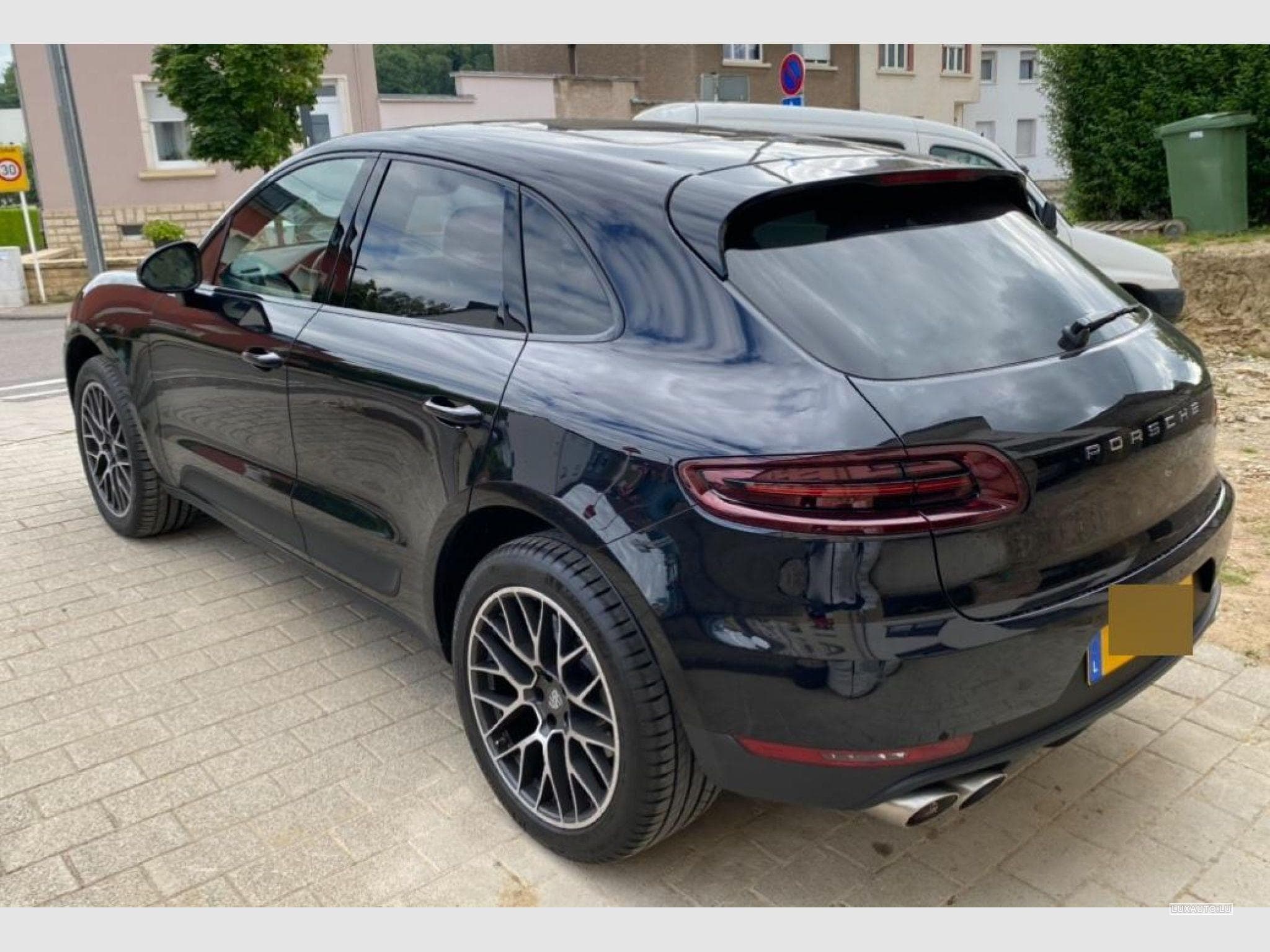 Porsche Macan Macan S Diesel (2016) - Photo 2