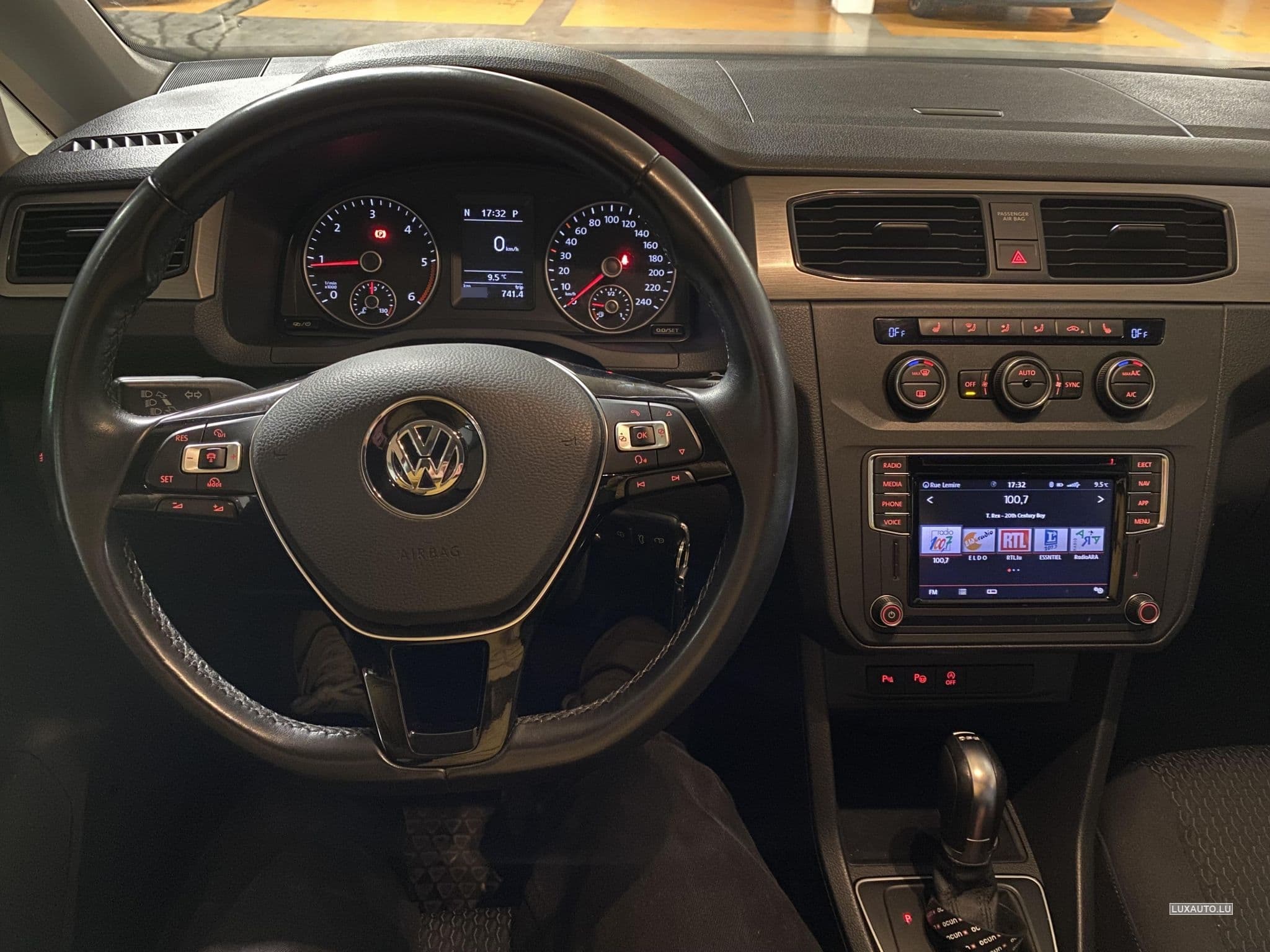 VW Caddy TDI DSG Trendline, Navi Europe (2019) - Foto 6