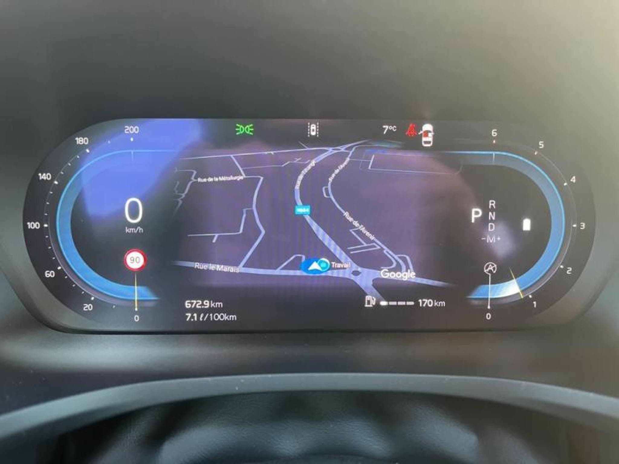 Volvo V60 B4 Plus Dark / Diesel (2023) - Photo 16