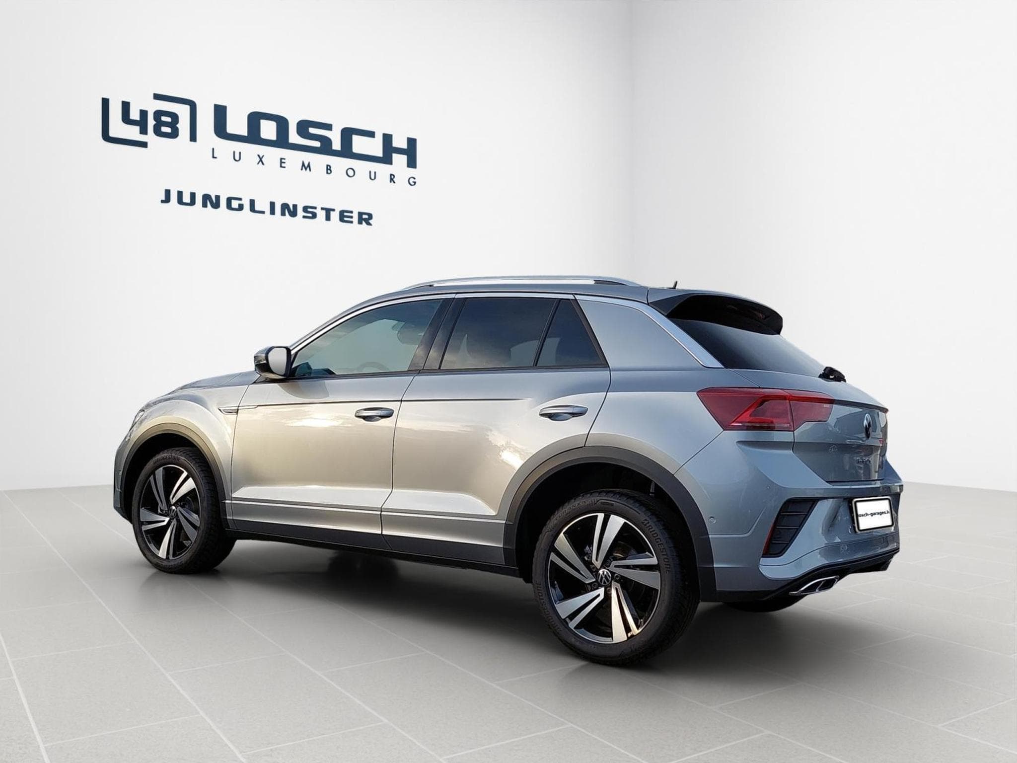 VW T-Roc R-LINE (2025) - Photo 6
