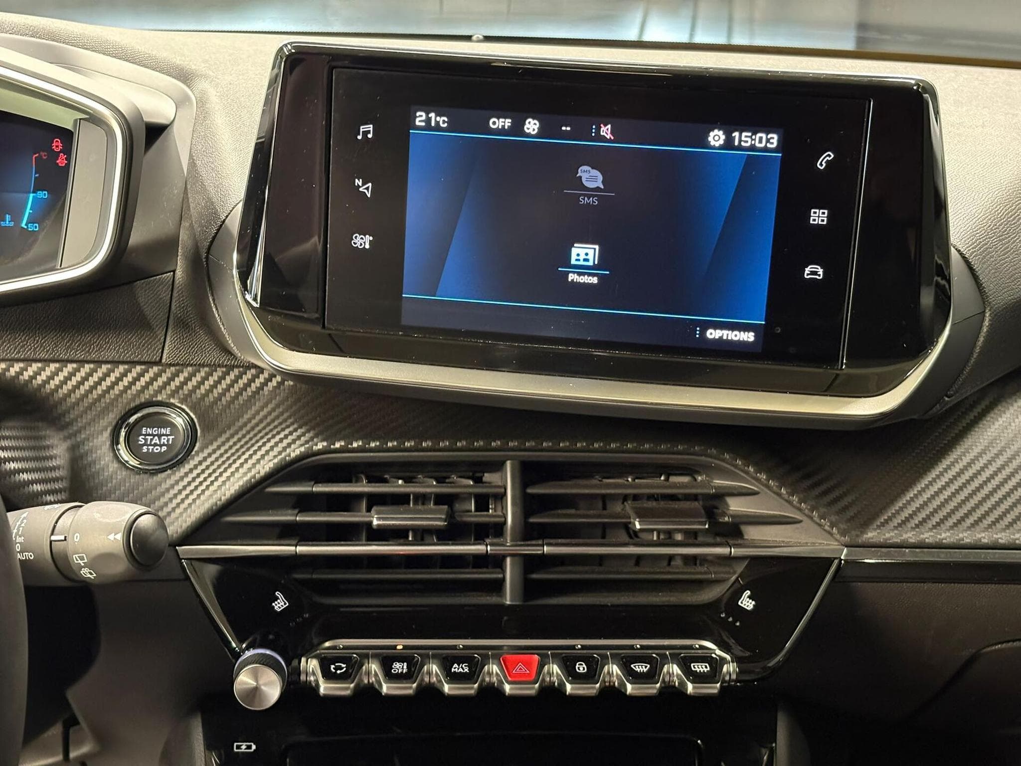 Peugeot 208 1.2 Allure 100cv Clim auto / Régulateur / Sièges chauffants (2023) - Foto 11