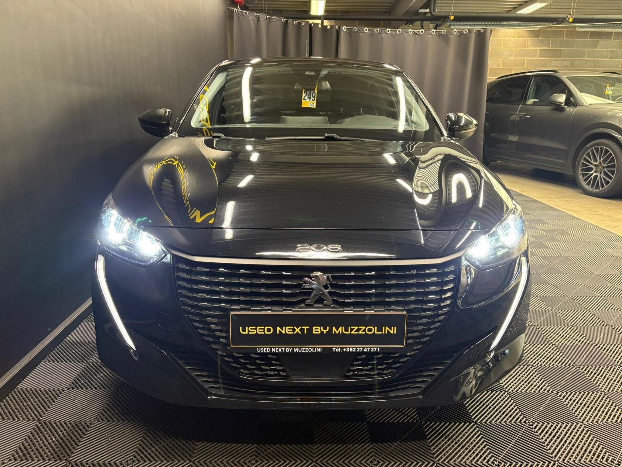 Peugeot 208 1.2 Allure 100cv Clim auto / Régulateur / Sièges chauffants (2023) - Foto 2