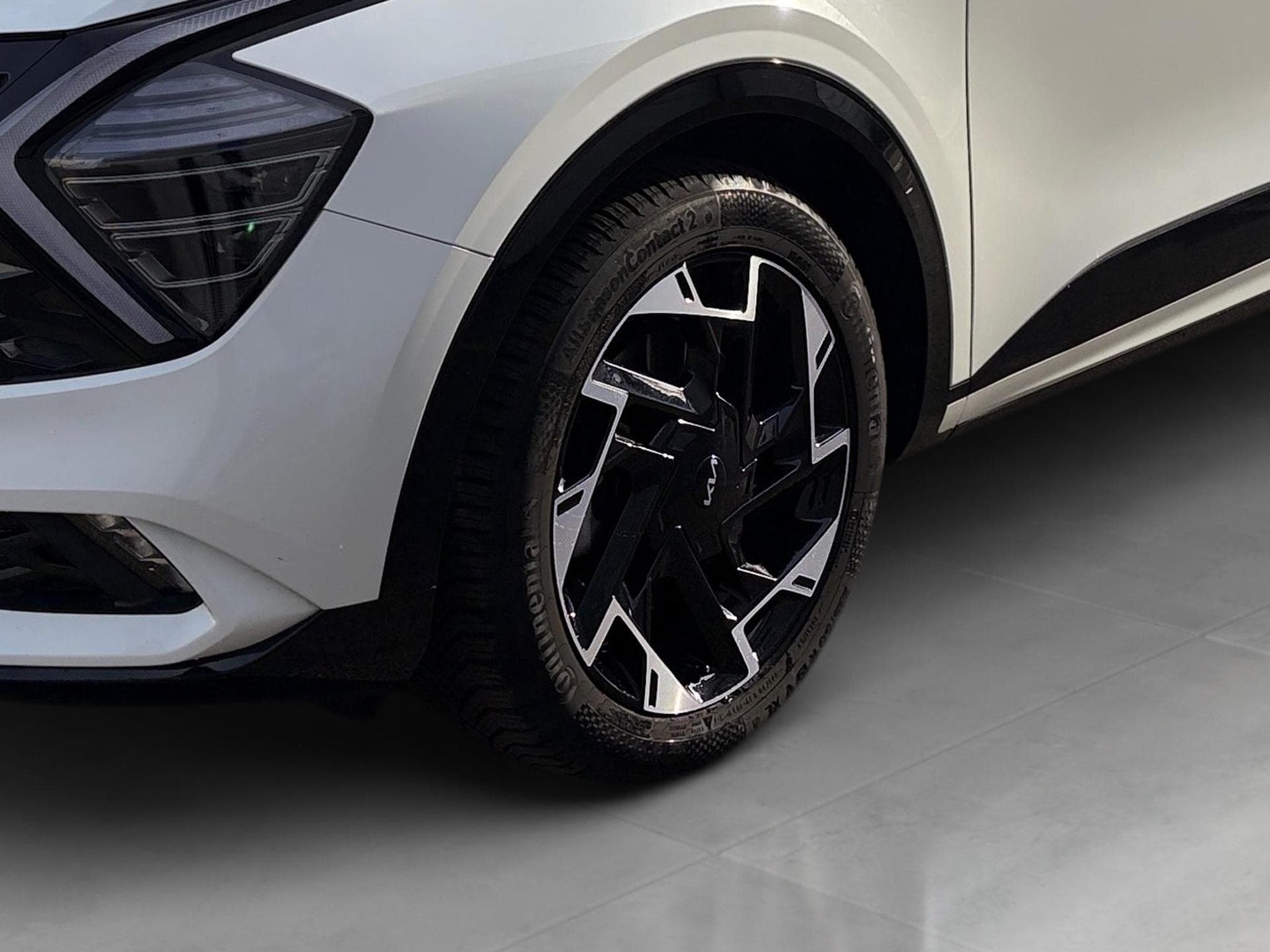 Kia Sportage GT LINE 1.6L (2024) - Photo 20