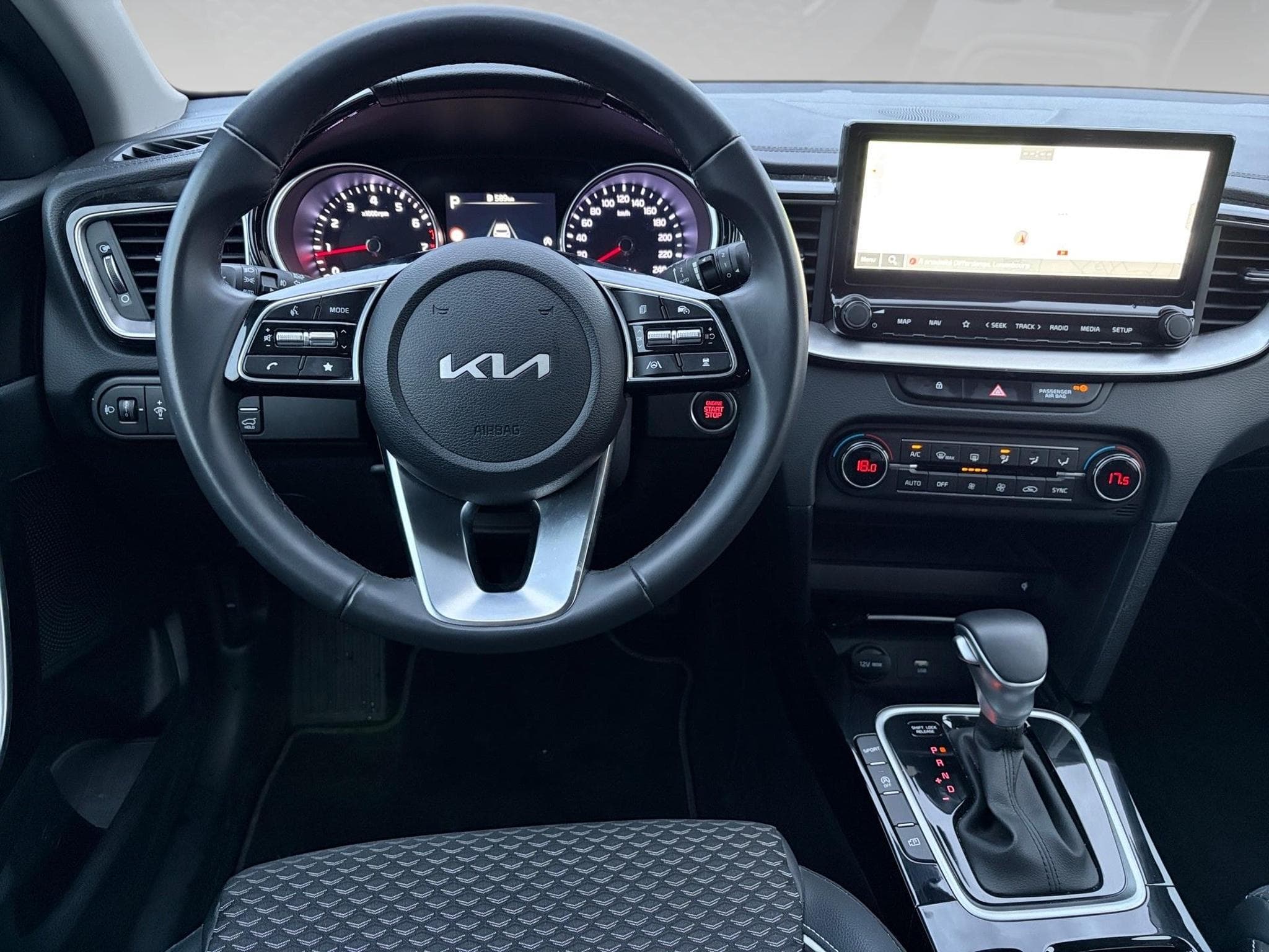 Kia XCeed GT-LINE 1.5L (2024) - Photo 7