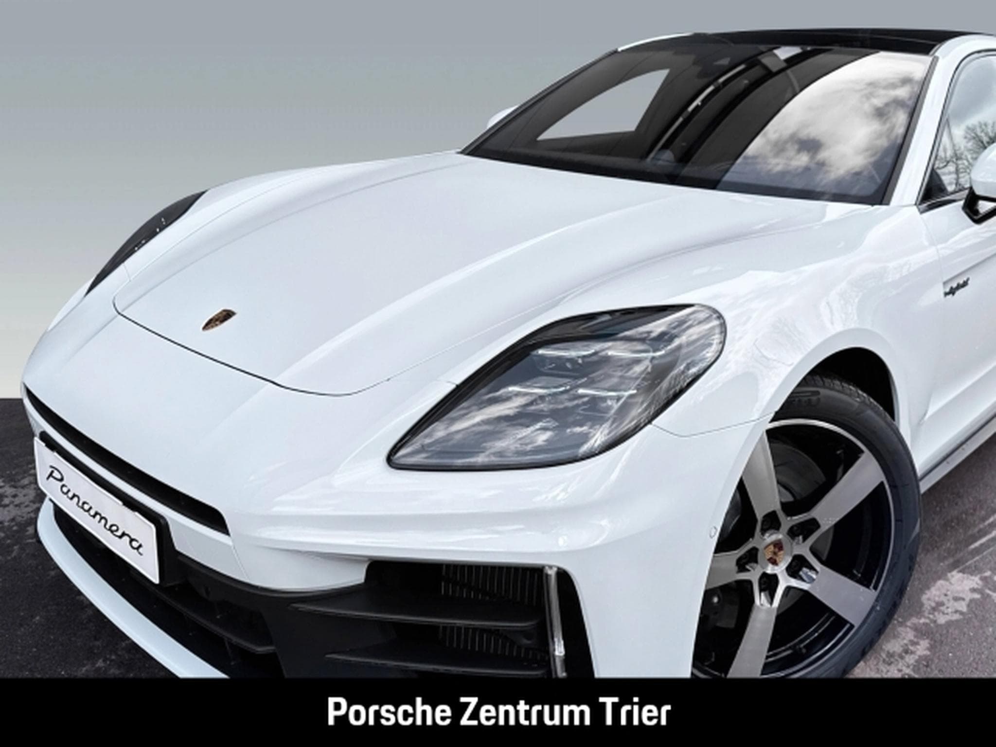 Porsche Panamera E-Hybrid HA-Lenkung InnoDrive Head-Up (2025) - Foto 9