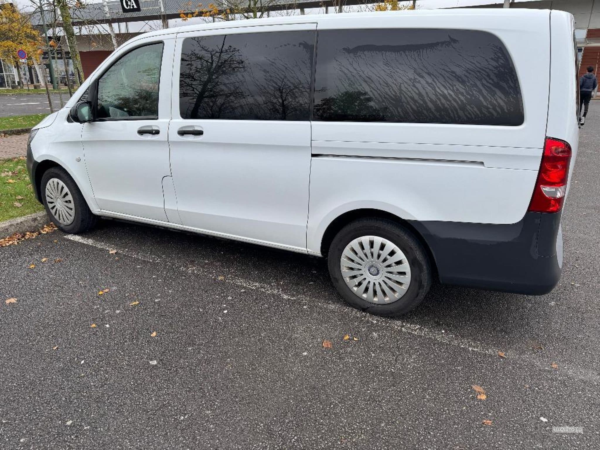Mercedes Vito (2020) - Photo 1