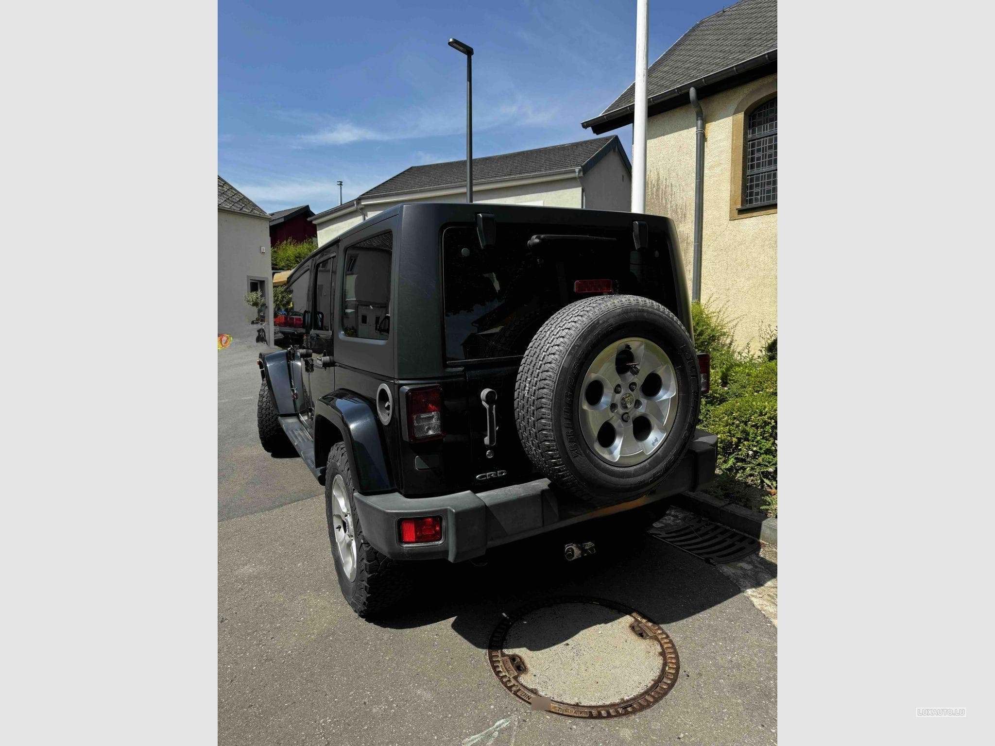 Jeep Wrangler Unlimited Sahara (2015) - Photo 3