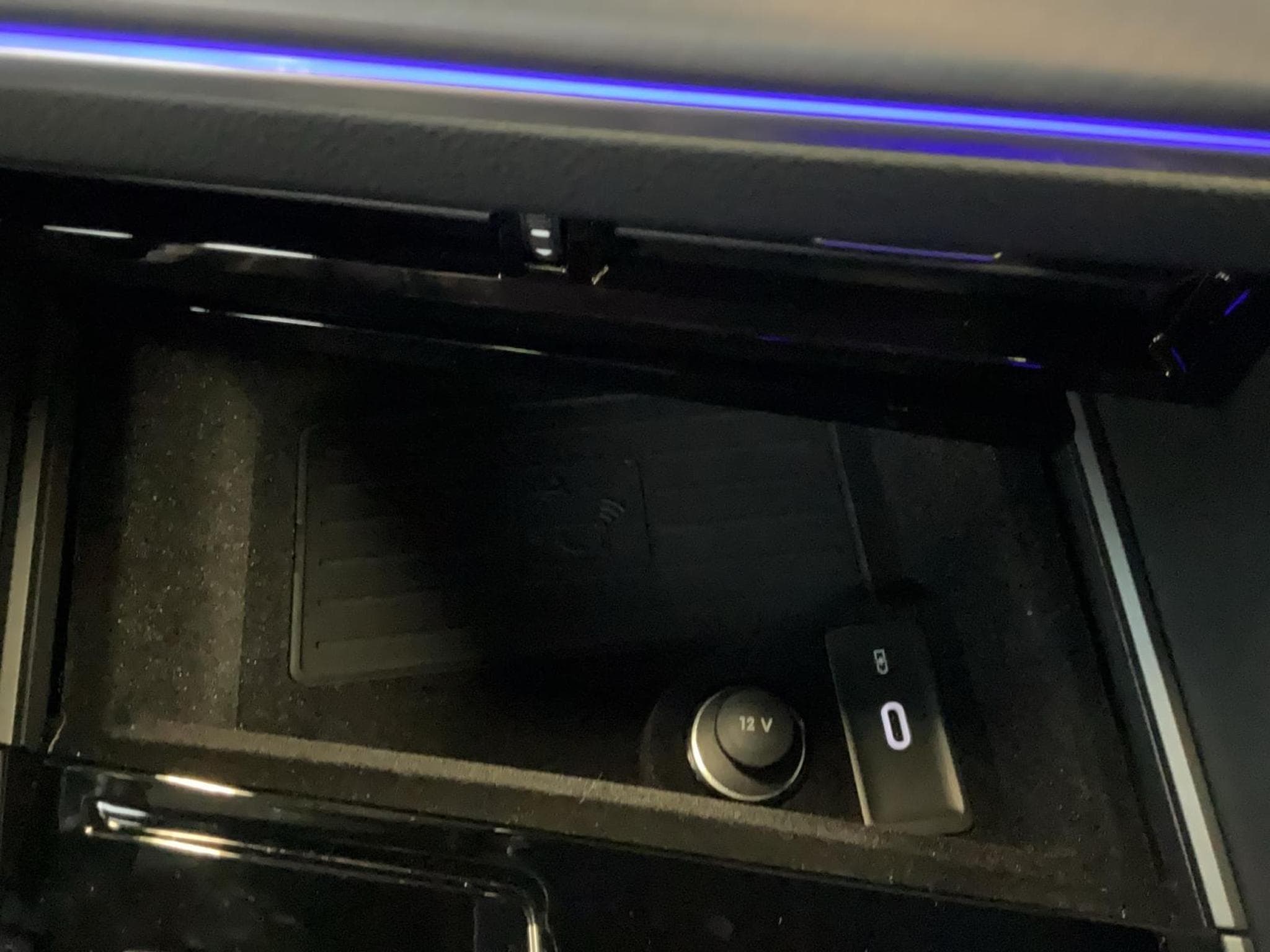 VW Touareg R-Line+V6+DSG+4M+Pano+ (2024) - Photo 20