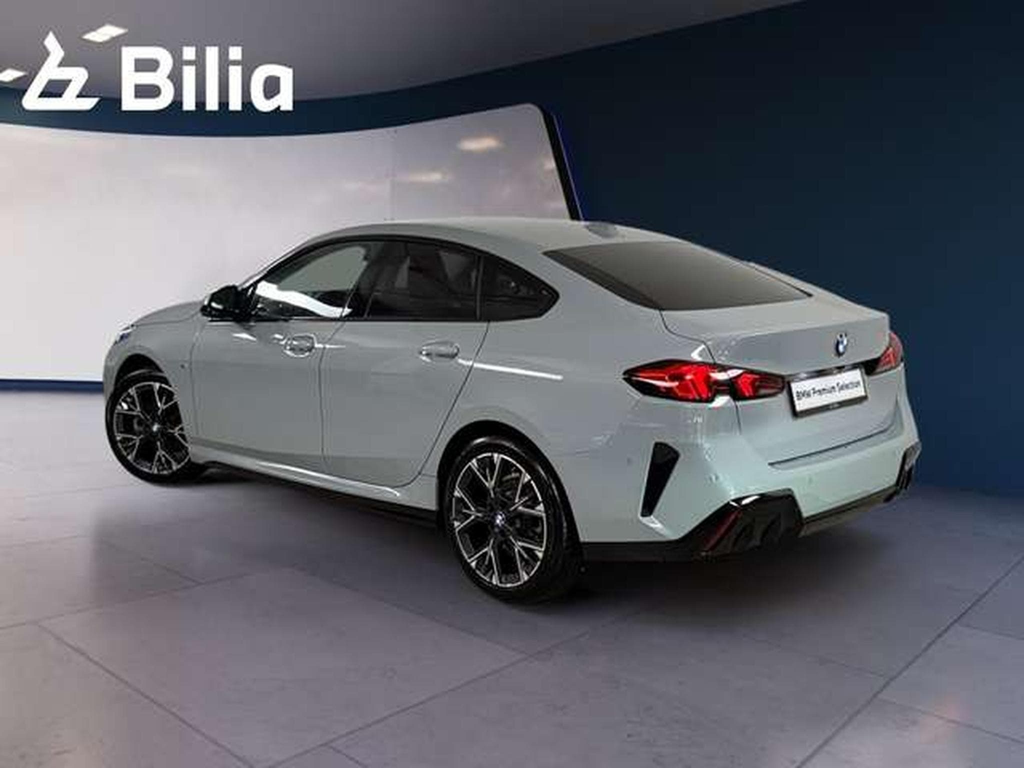 BMW 220 i Head-Up DAB LED RFK Komfortzg. Shz (2025) - Photo 2