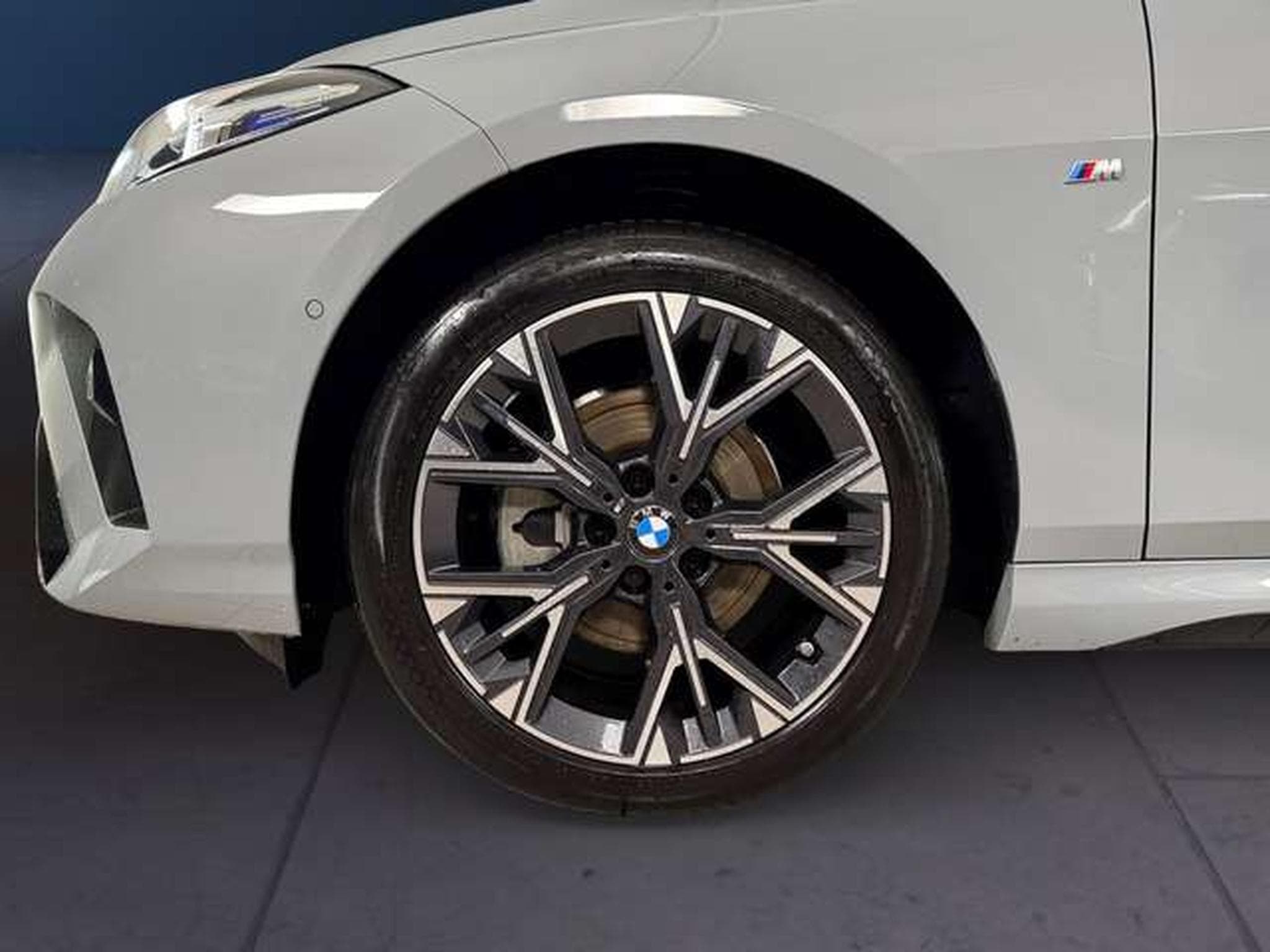 BMW 220 i Head-Up DAB LED RFK Komfortzg. Shz (2025) - Photo 4