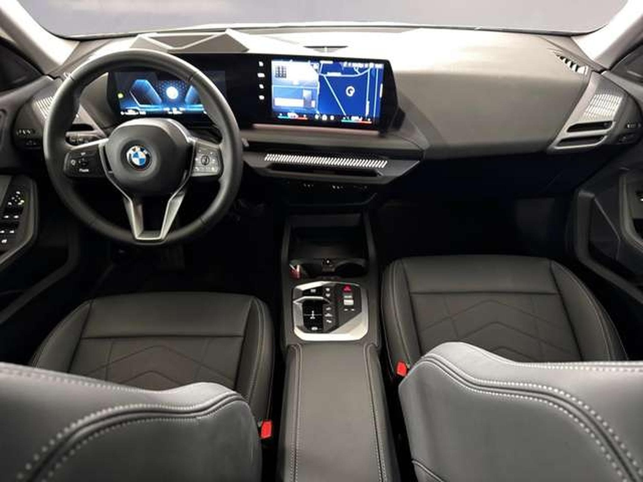 BMW 220 i Head-Up DAB LED RFK Komfortzg. Shz (2025) - Photo 6