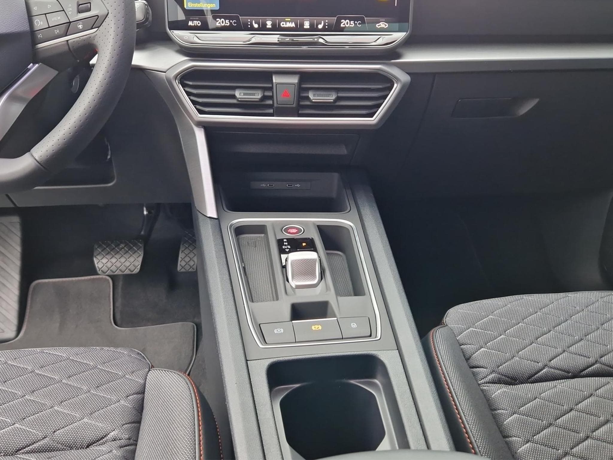 Seat Leon FR (2025) - Photo 13