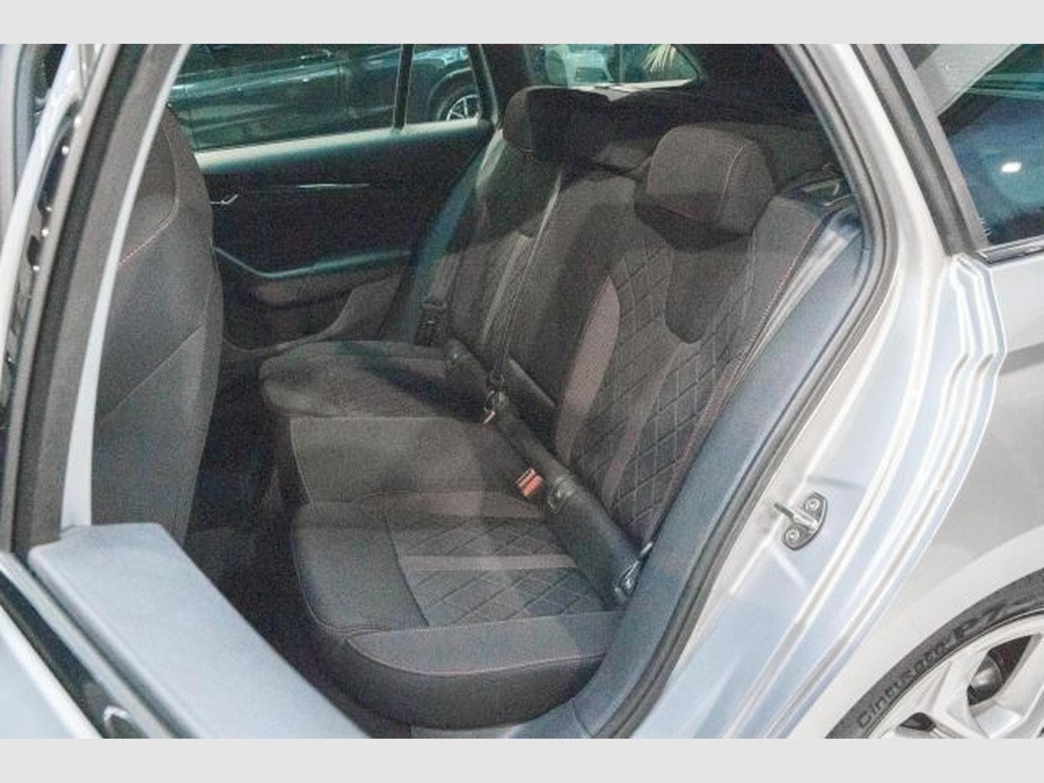 Skoda Octavia Octavia RS 2.0 TDI DSG NAVI LED Head-Up Canton (2022) - Photo 14