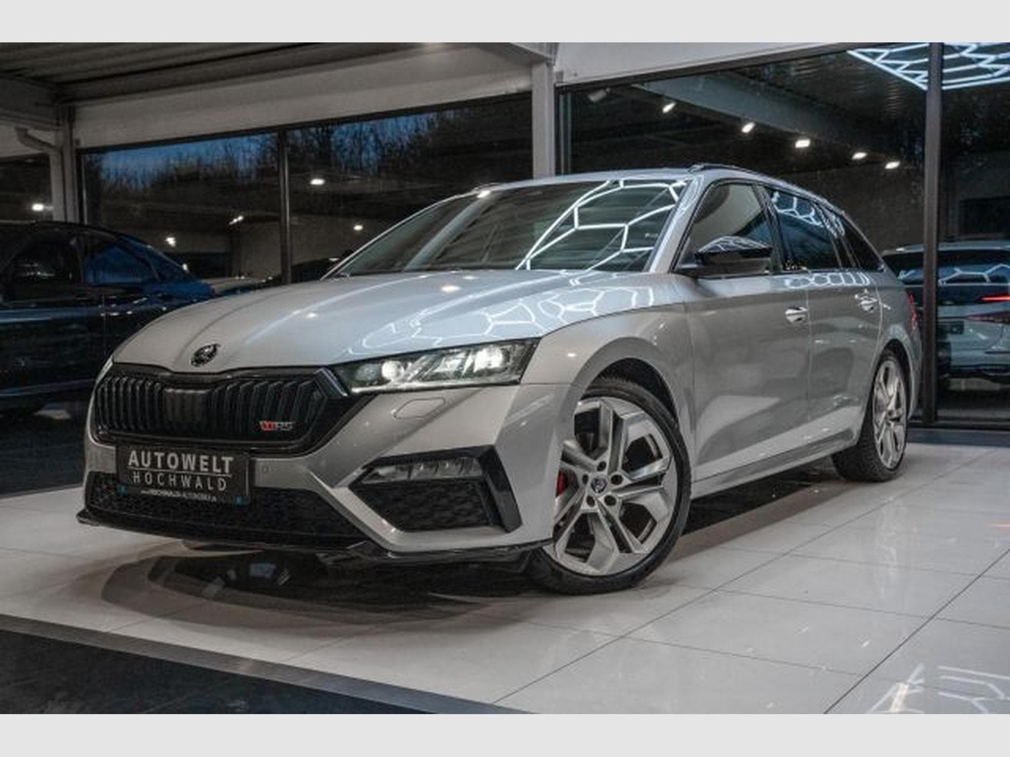 Skoda Octavia Octavia RS 2.0 TDI DSG NAVI LED Head-Up Canton (2022) - Photo 2