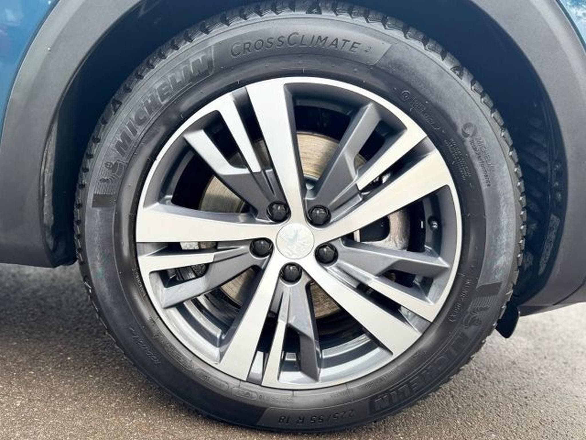 Peugeot 3008 3008 HYBRID 225 ALLURE*FACELIFT*VOLL-LED*KAMERA* (2023) - Foto 10