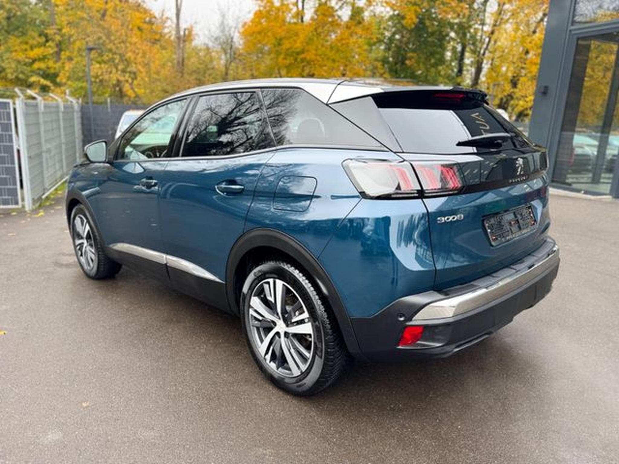 Peugeot 3008 3008 HYBRID 225 ALLURE*FACELIFT*VOLL-LED*KAMERA* (2023) - Foto 8