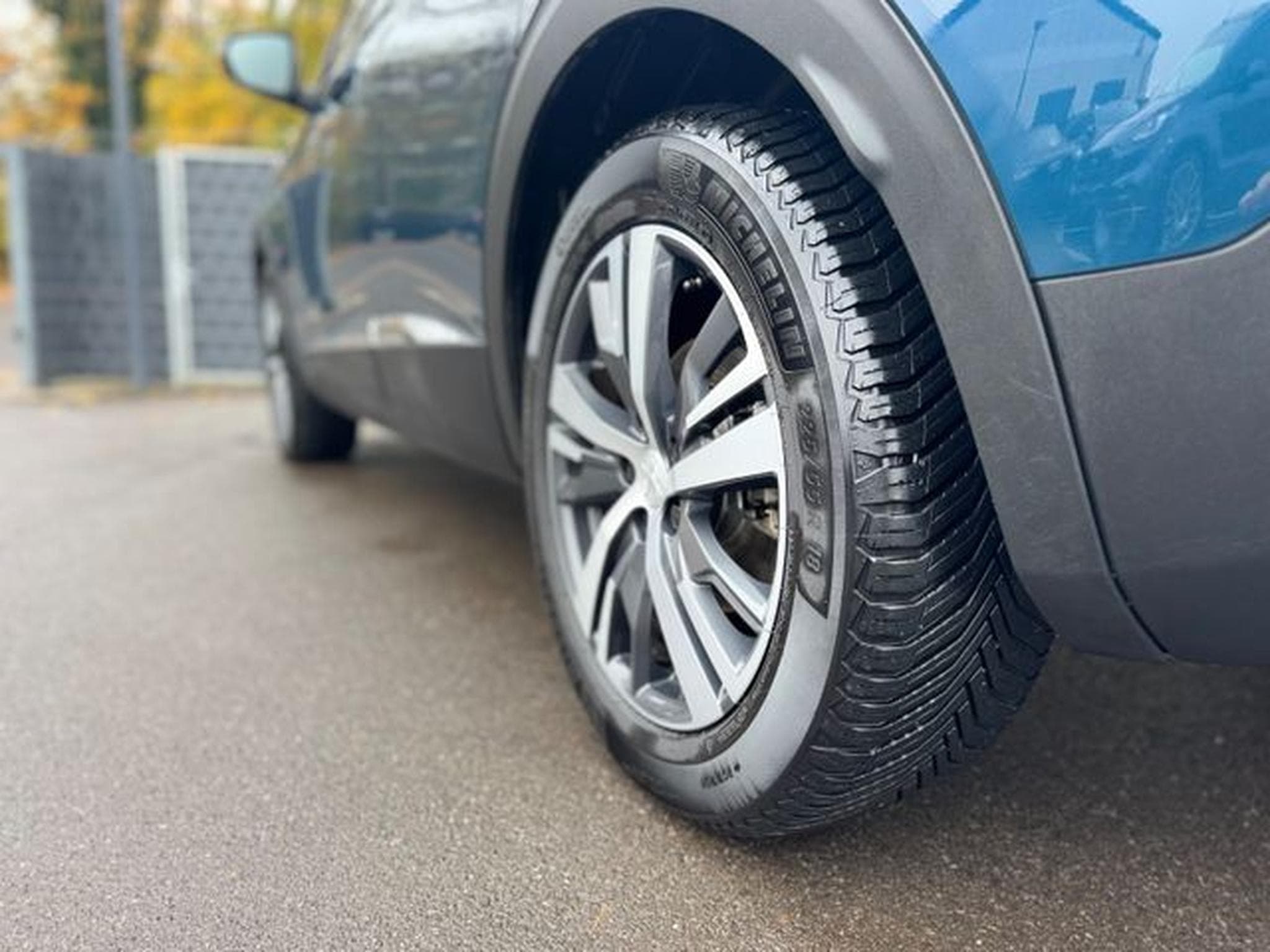 Peugeot 3008 3008 HYBRID 225 ALLURE*FACELIFT*VOLL-LED*KAMERA* (2023) - Foto 9