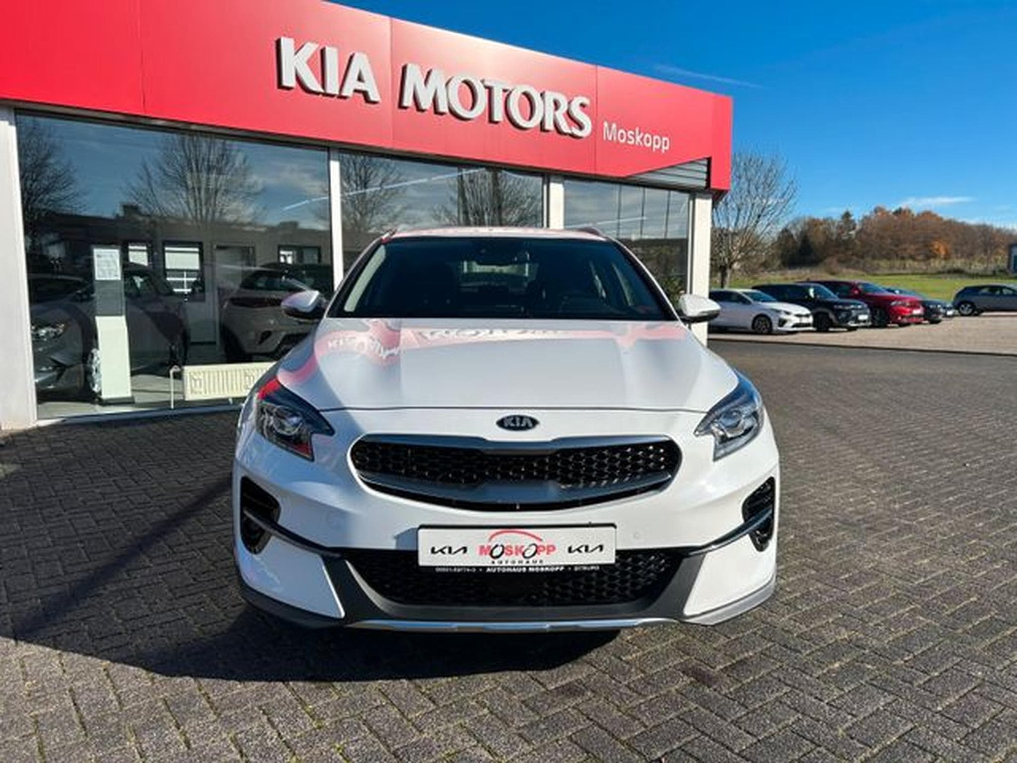 Kia XCeed XCeed 1,5T-GDI DCT Spirit XClusive Navi LED JBL (2021) - Photo 2