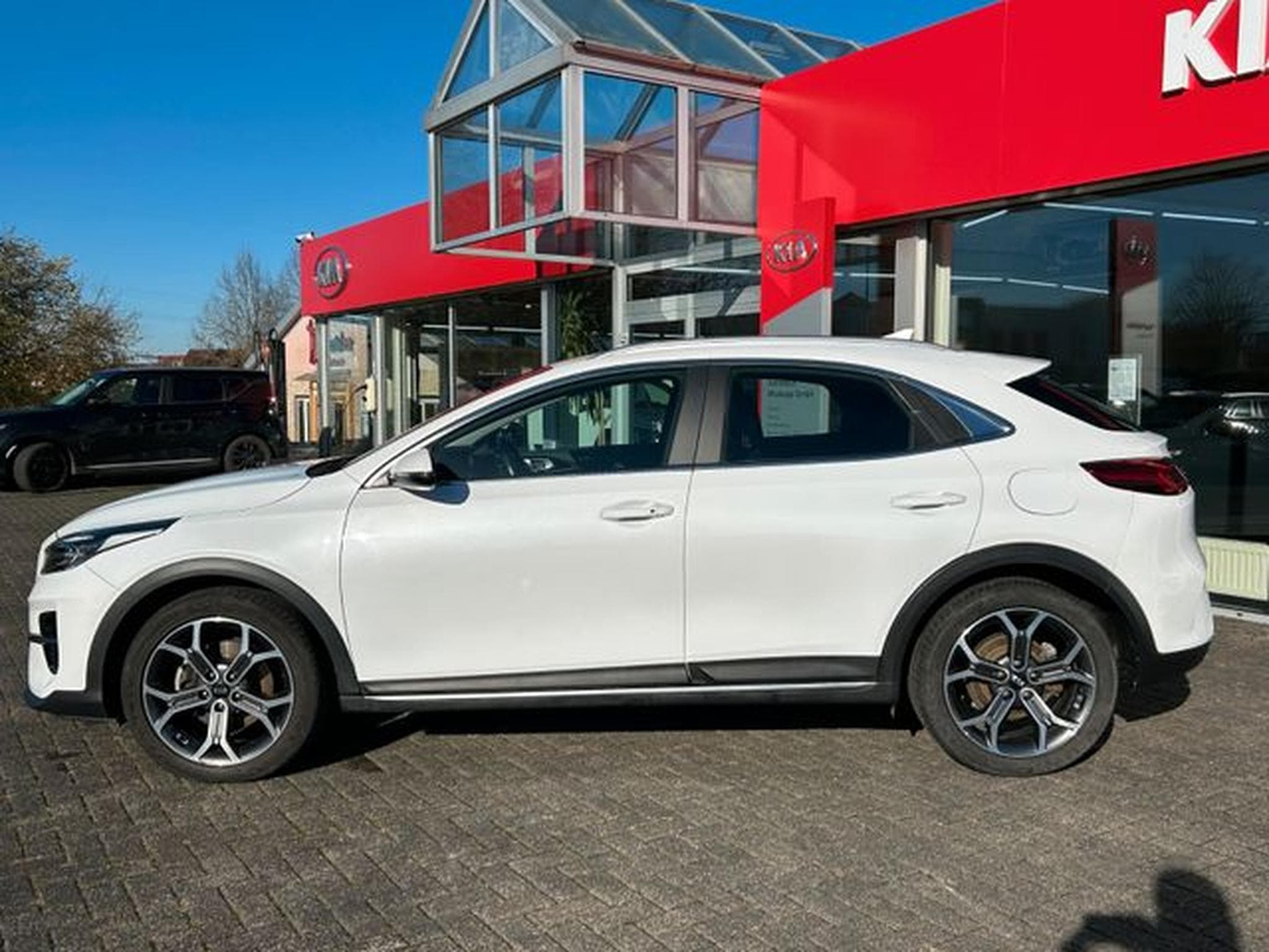 Kia XCeed XCeed 1,5T-GDI DCT Spirit XClusive Navi LED JBL (2021) - Photo 4