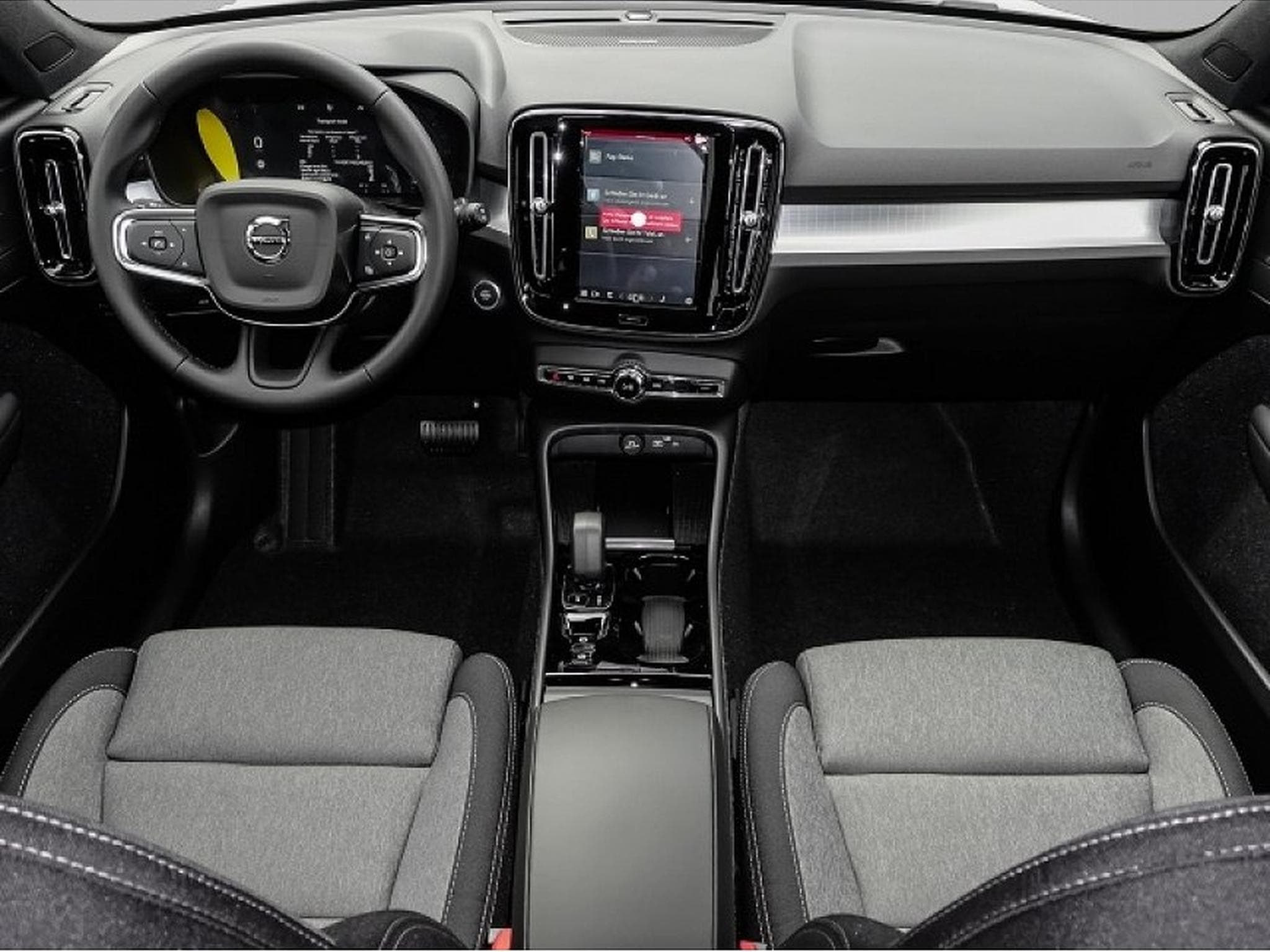 Volvo XC40 (2024) - Photo 5