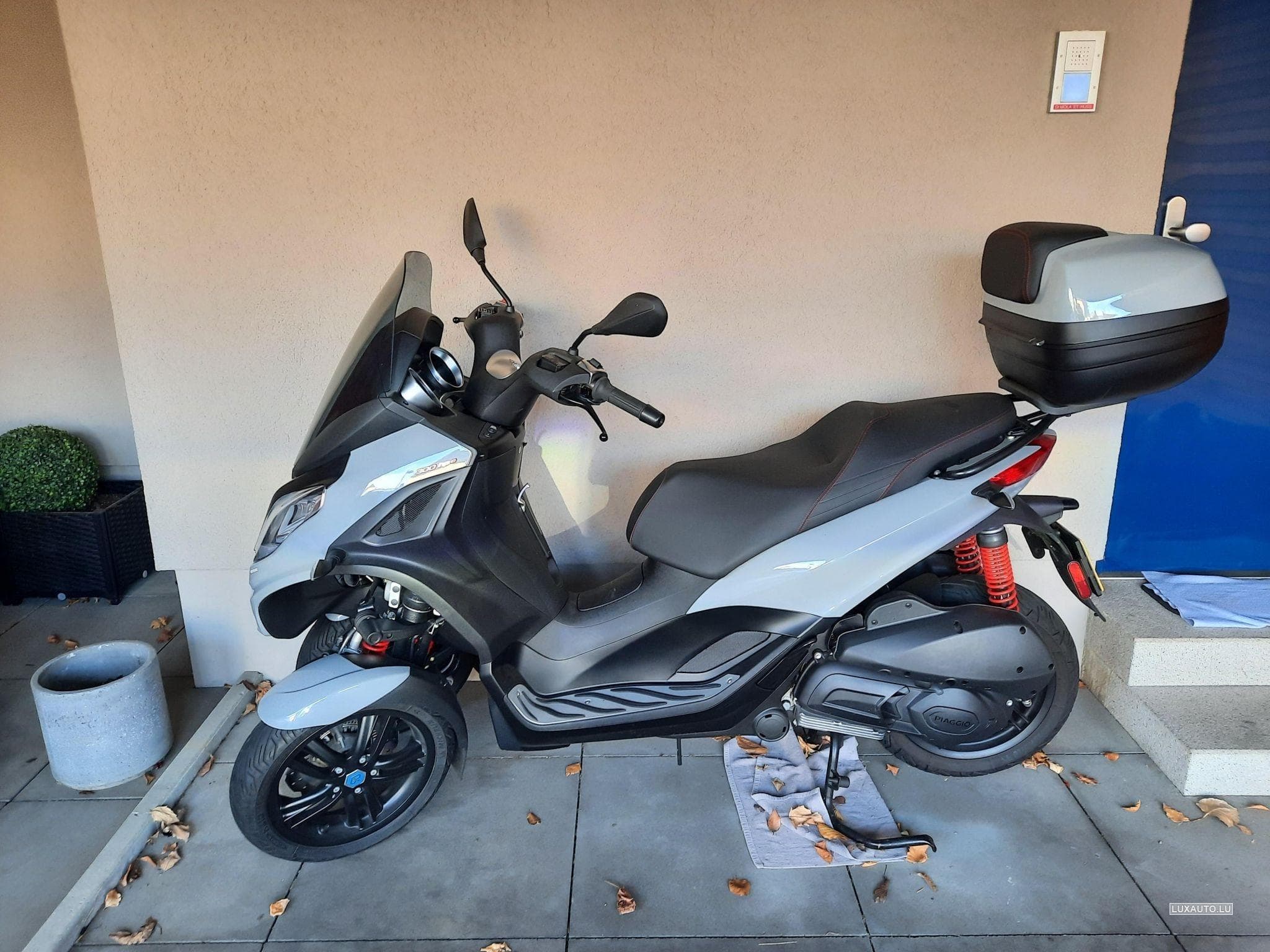 Piaggio MP3 HP300 Sport + Coffre (2020) - Photo 3