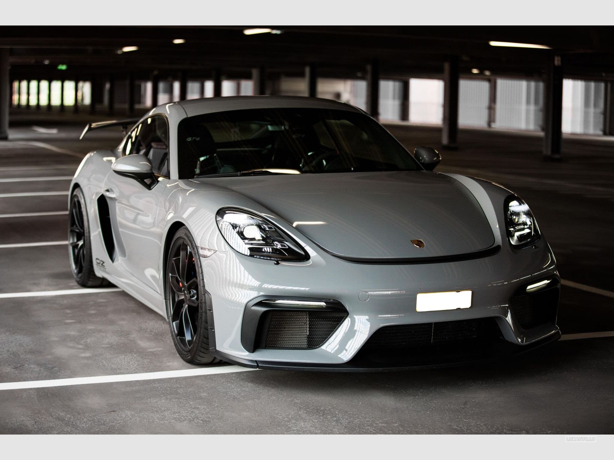 Porsche Cayman 718 GT4 (2021) - Photo 4