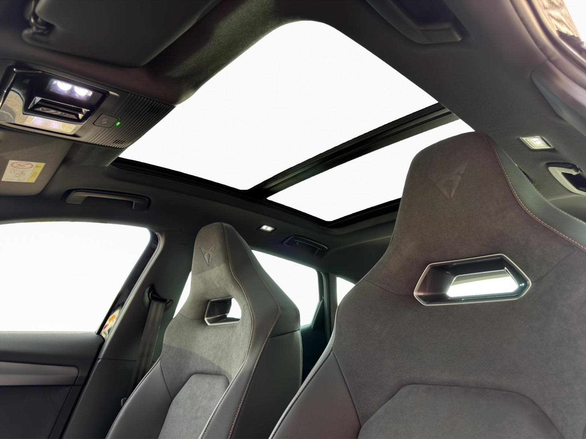 Cupra Formentor VZ - Akrapovic (2025) - Photo 10