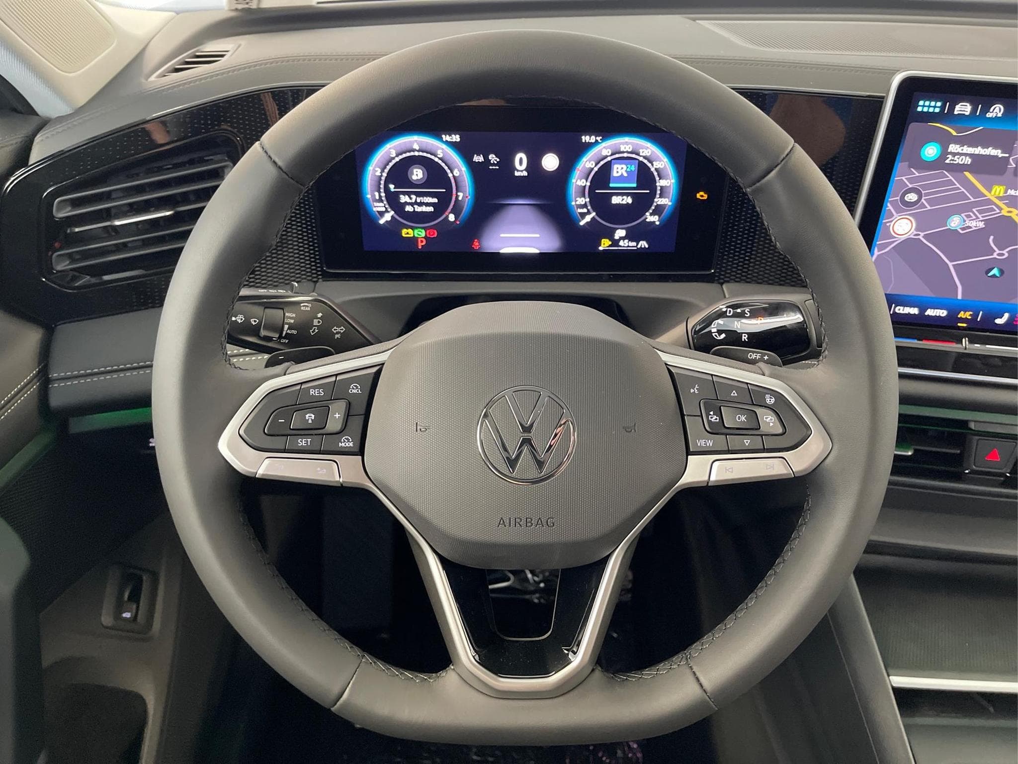 VW Tiguan LIFE (2026) - Photo 10