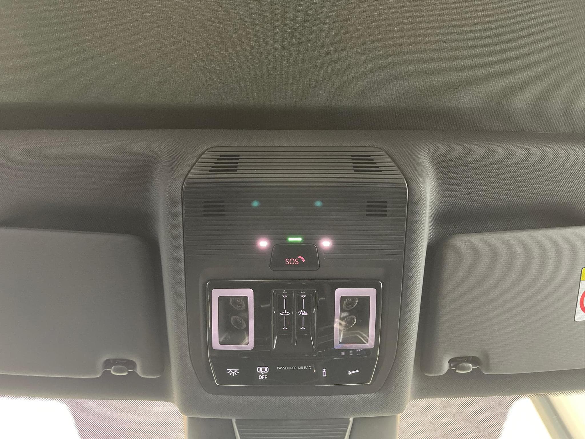 VW Tiguan R-Line (2025) - Foto 11