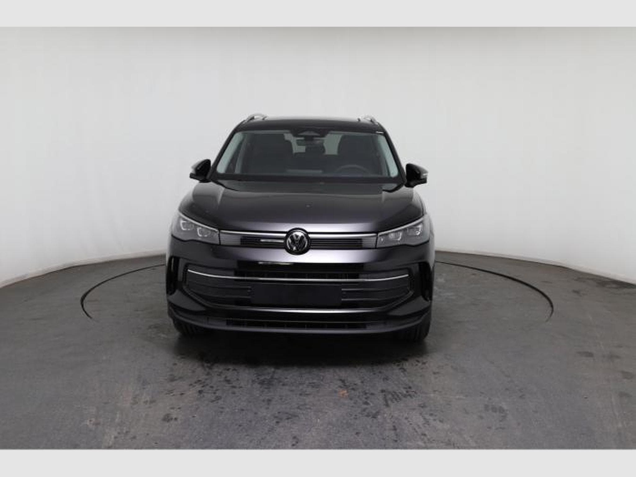 VW Tiguan New Editon (2025) - Photo 2