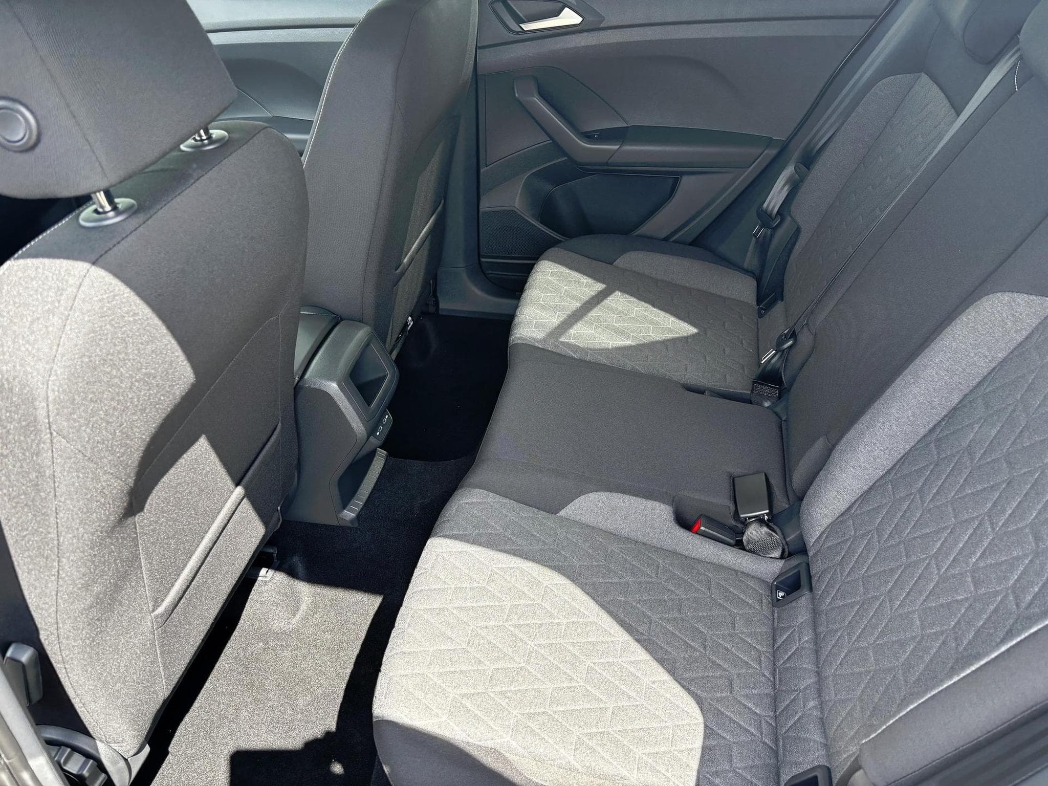 VW T-Cross LIFE (2026) - Photo 9