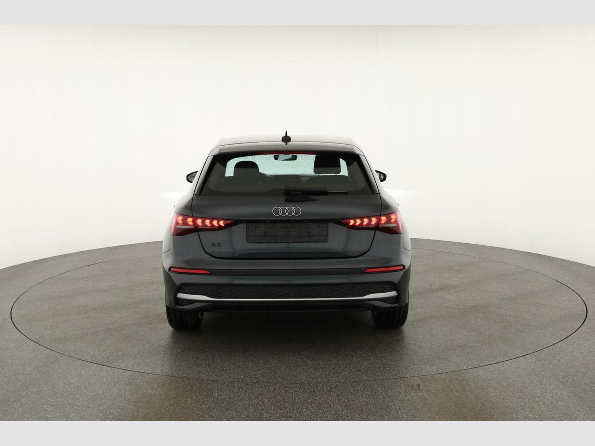 Audi A3 Sportback 35 TFSI (2025) - Photo 14