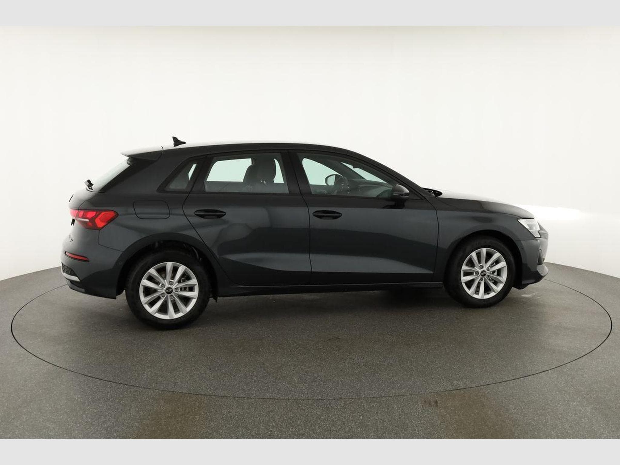 Audi A3 Sportback 35 TFSI (2025) - Photo 19