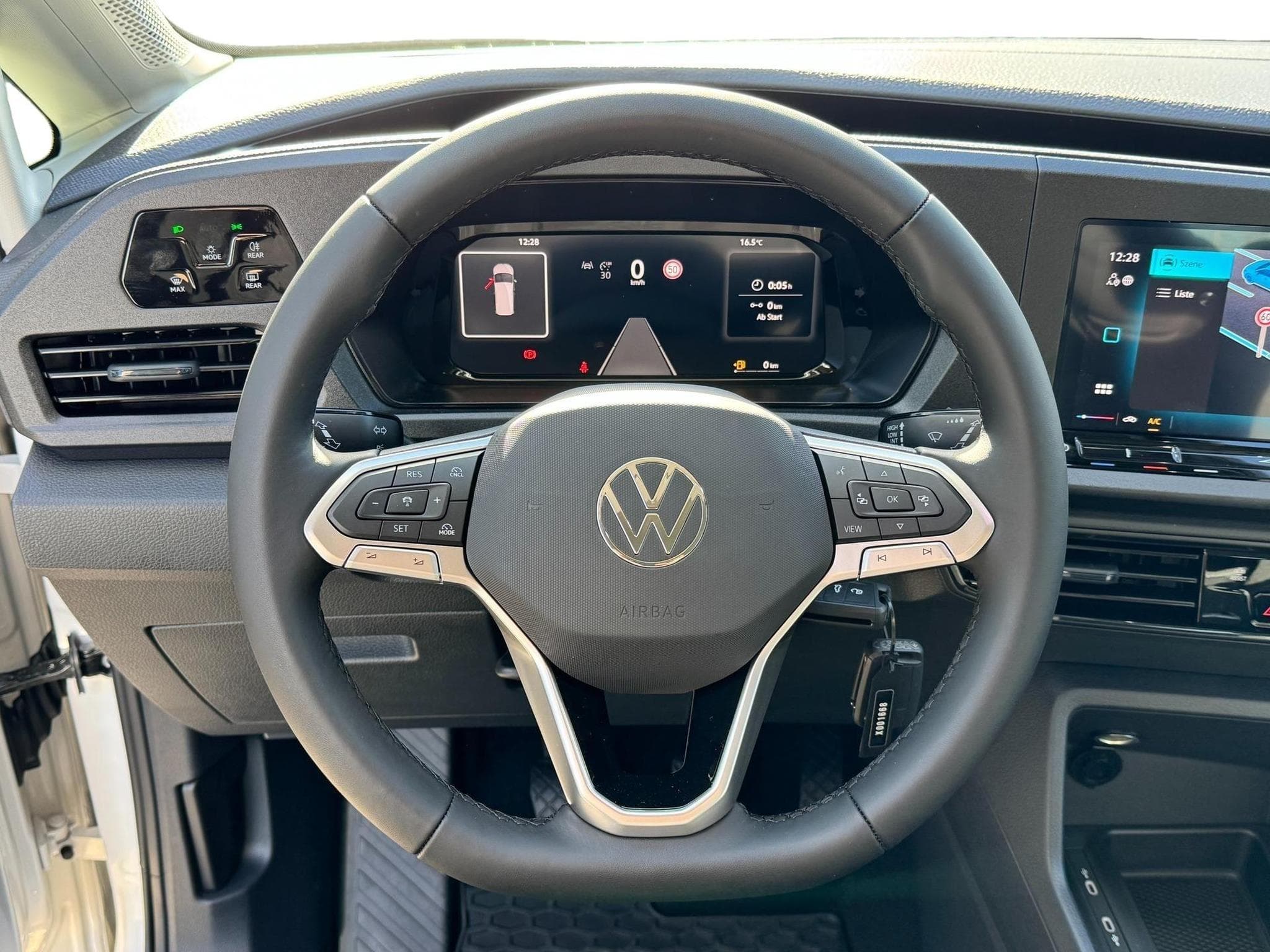 VW Caddy 1,5 TSI Klimaanlage (2025) - Photo 12