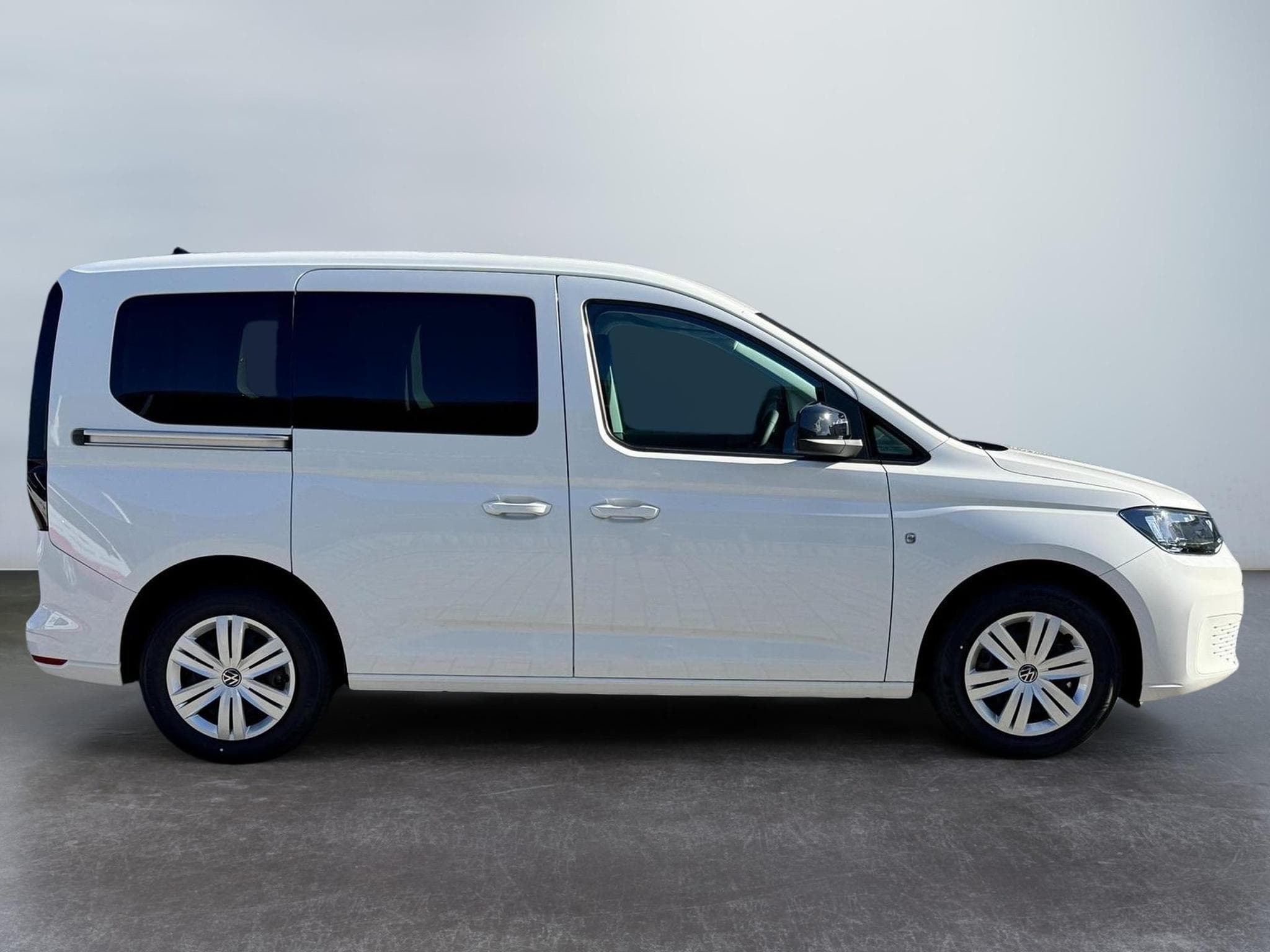 VW Caddy 1,5 TSI Klimaanlage (2025) - Photo 6