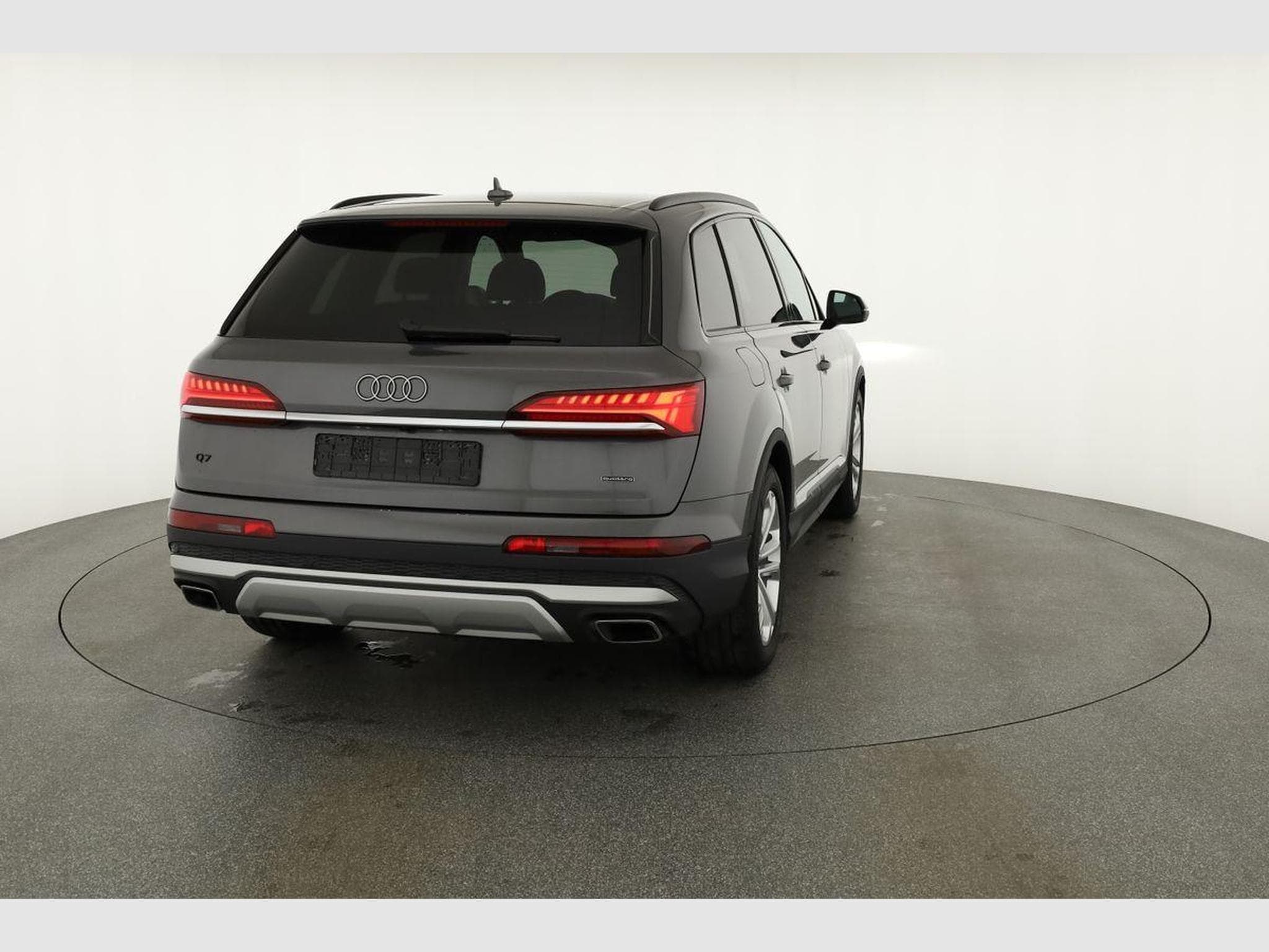 Audi Q7 45 TDI quattro basis (2025) - Photo 18