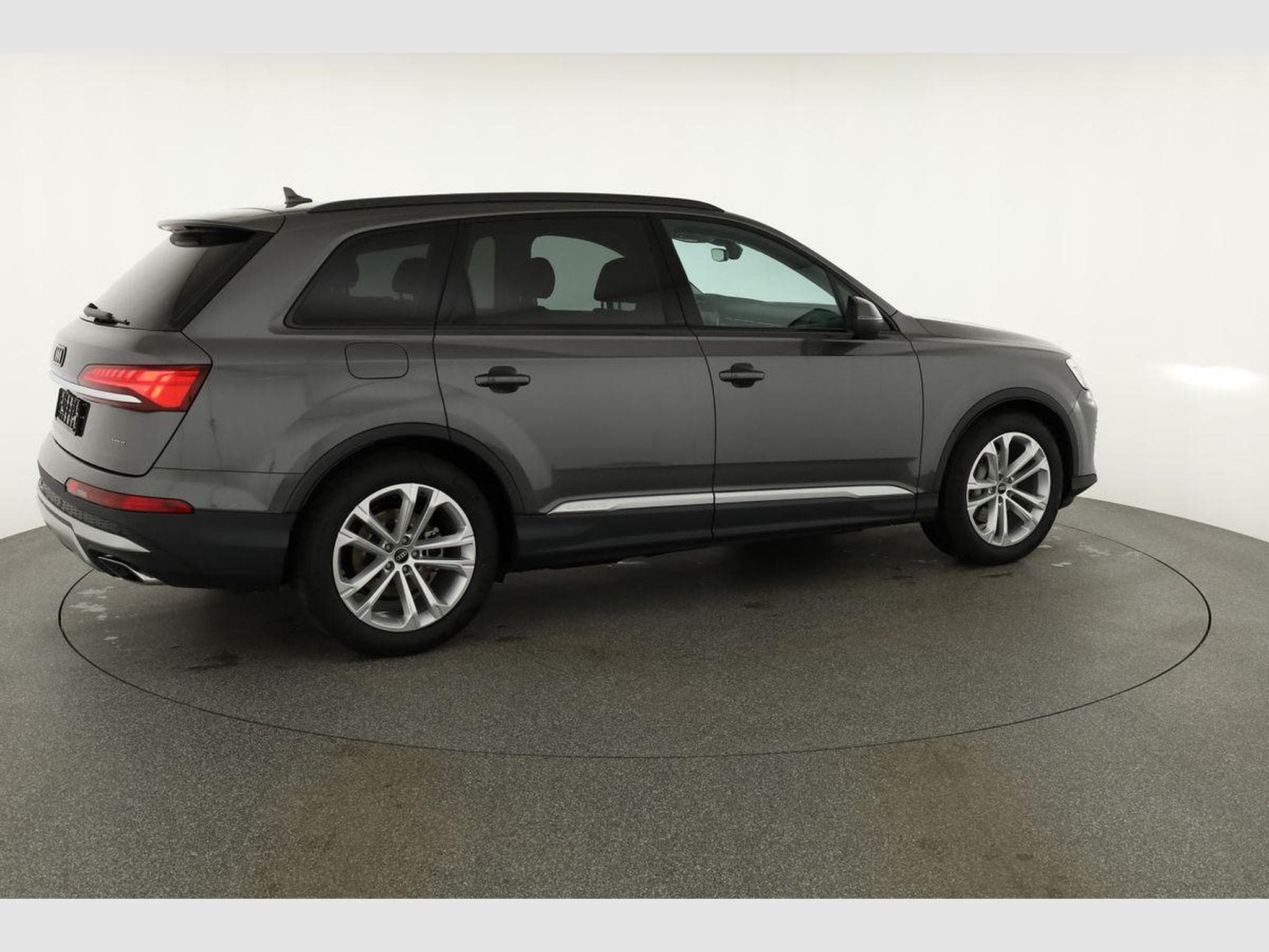 Audi Q7 45 TDI quattro basis (2025) - Photo 21