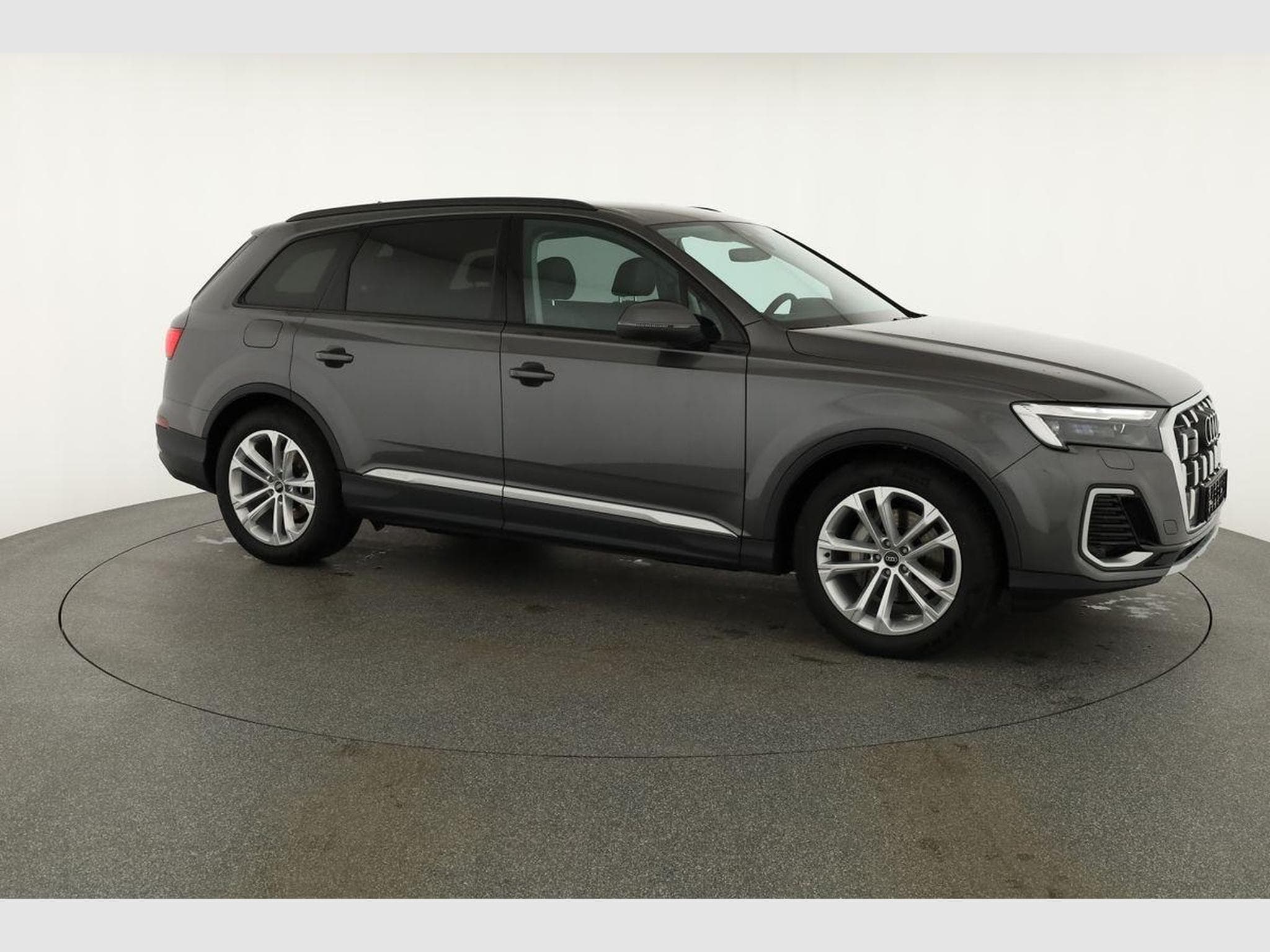 Audi Q7 45 TDI quattro basis (2025) - Photo 25