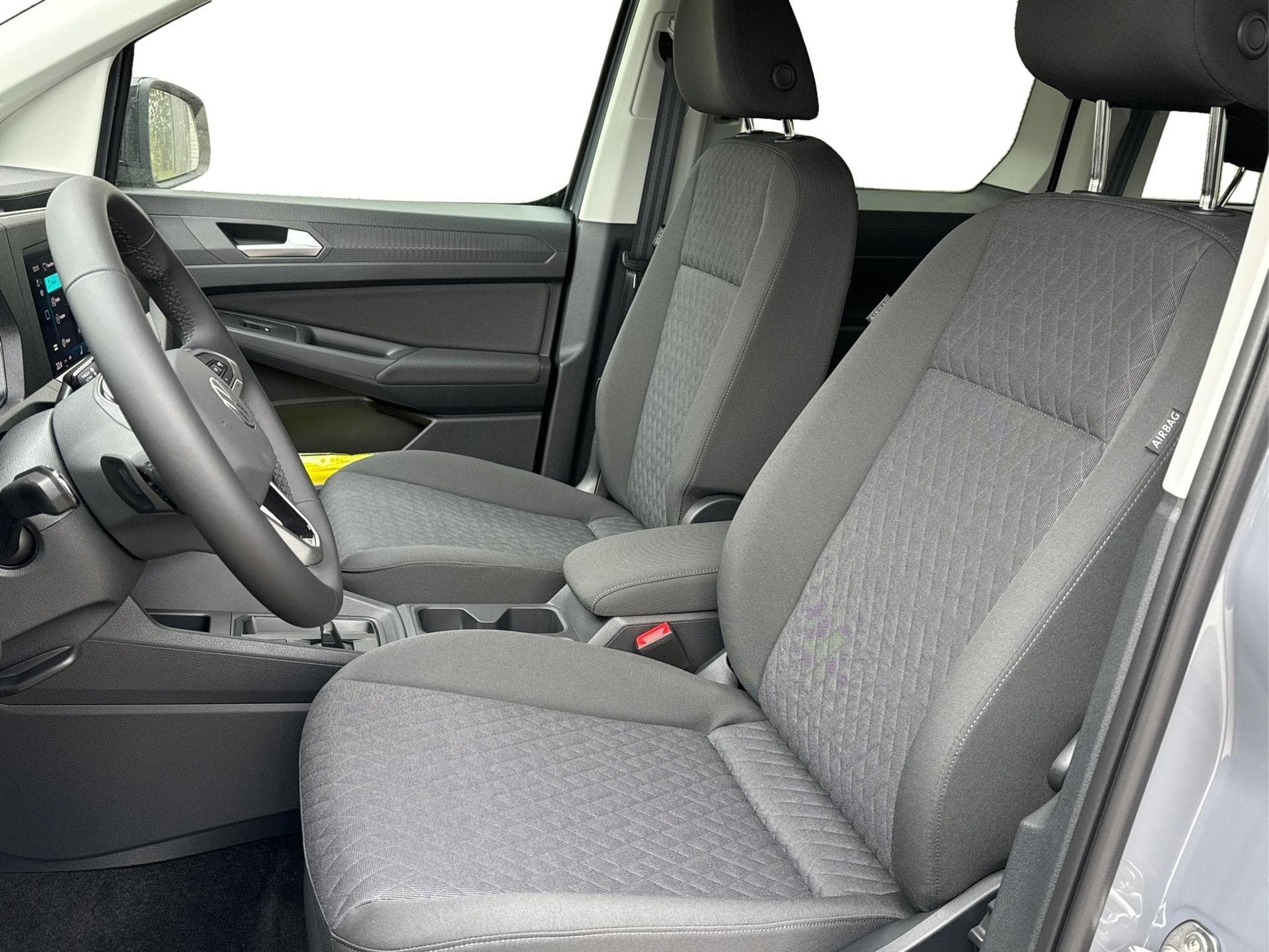 VW Caddy LIFE (2025) - Photo 13