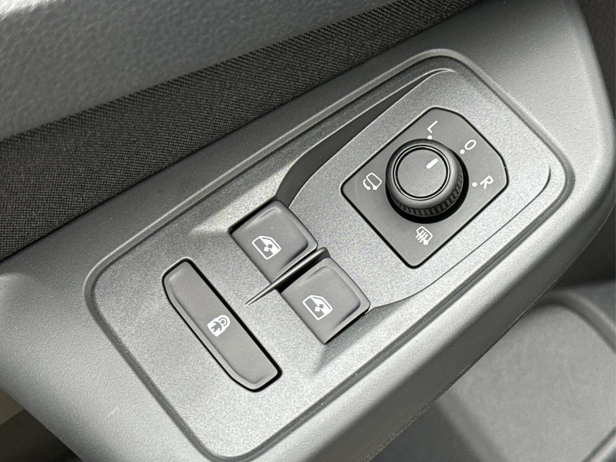 VW Caddy LIFE (2025) - Photo 16